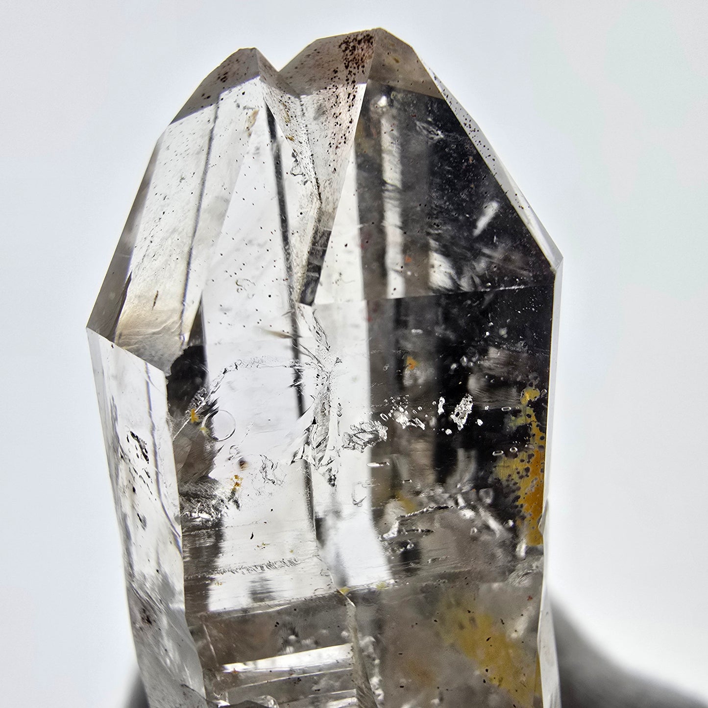 Sceptre de poche en quartz fumé fantôme squelette, Namibie, 42 x 21 x 17 mm