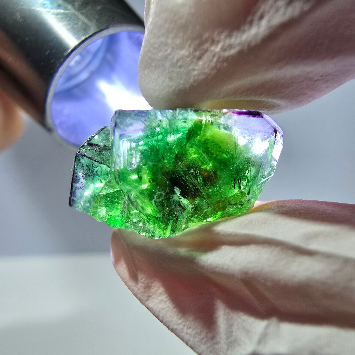 Cube de fluorite fantôme, zonal, qualité muscovite Erongo, Namibie 18*12*9mm