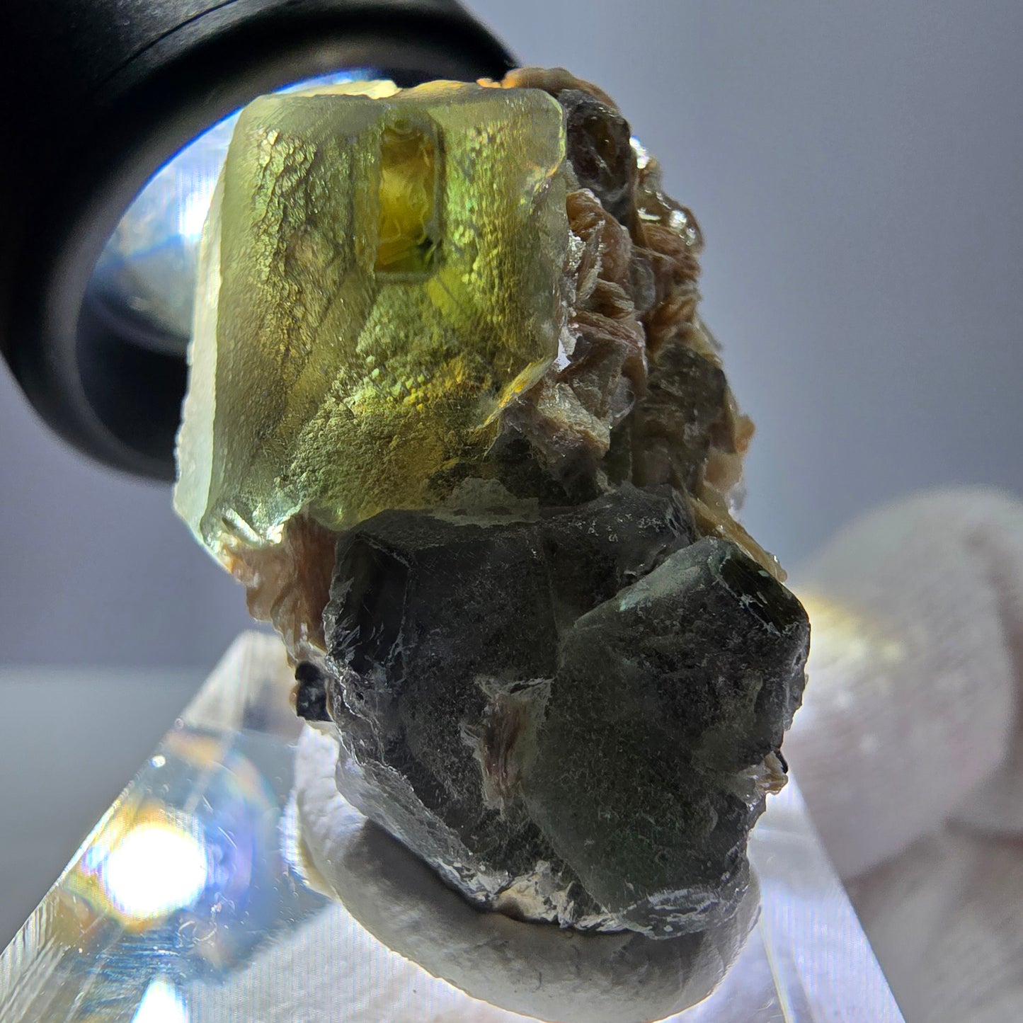 Cube de fluorite fantôme, spécimen hexagonal de tourmaline muscovite Schorl, Erongo, Namibie, 33 x 21 x 19 mm