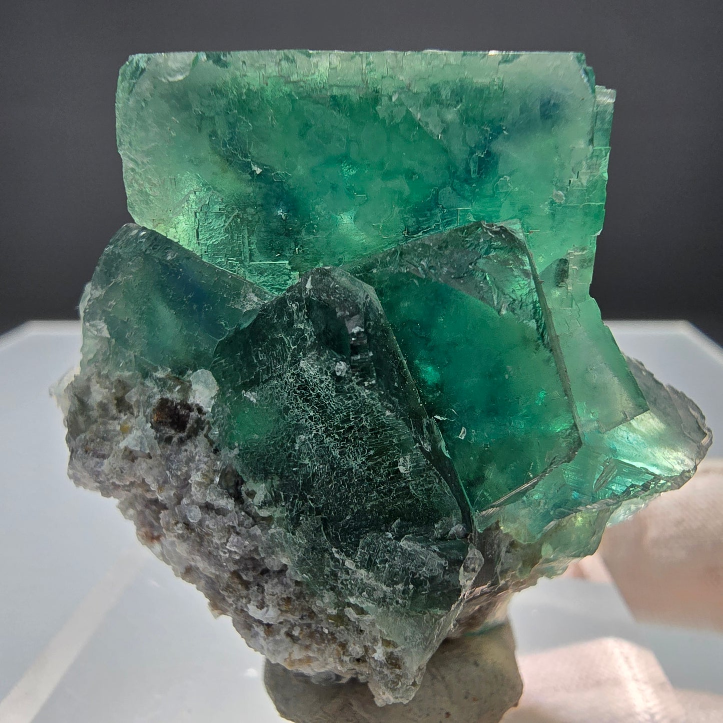 Klare Phantom Fluorit Würfel Stufe grün parkettiert Okorusu, Namibia 46*46*39mm