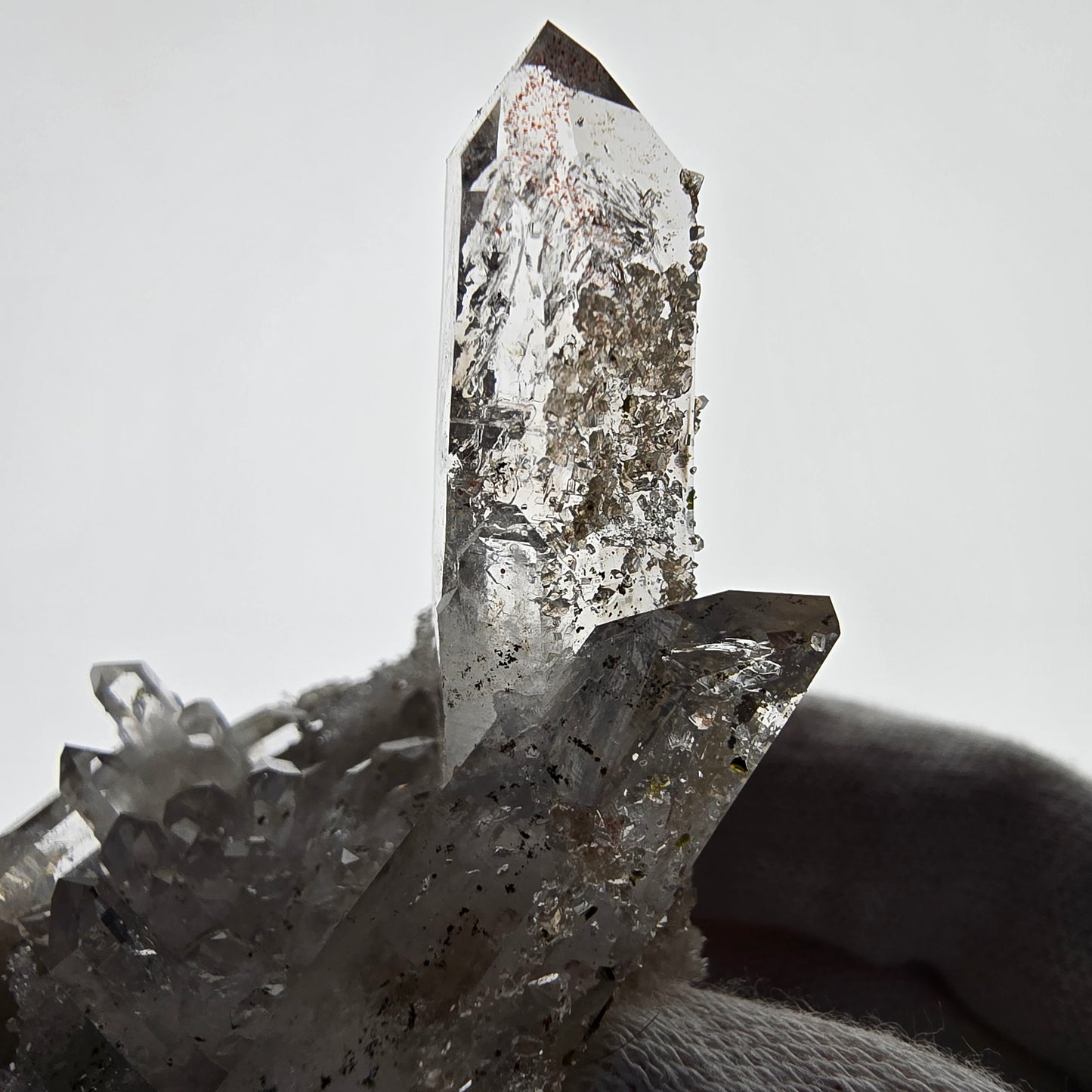 Quartz fumé hématite Enhydro, matrice de calcite, pochette Valentine 3 bulles, Namibie 58 x 46 x 29 mm