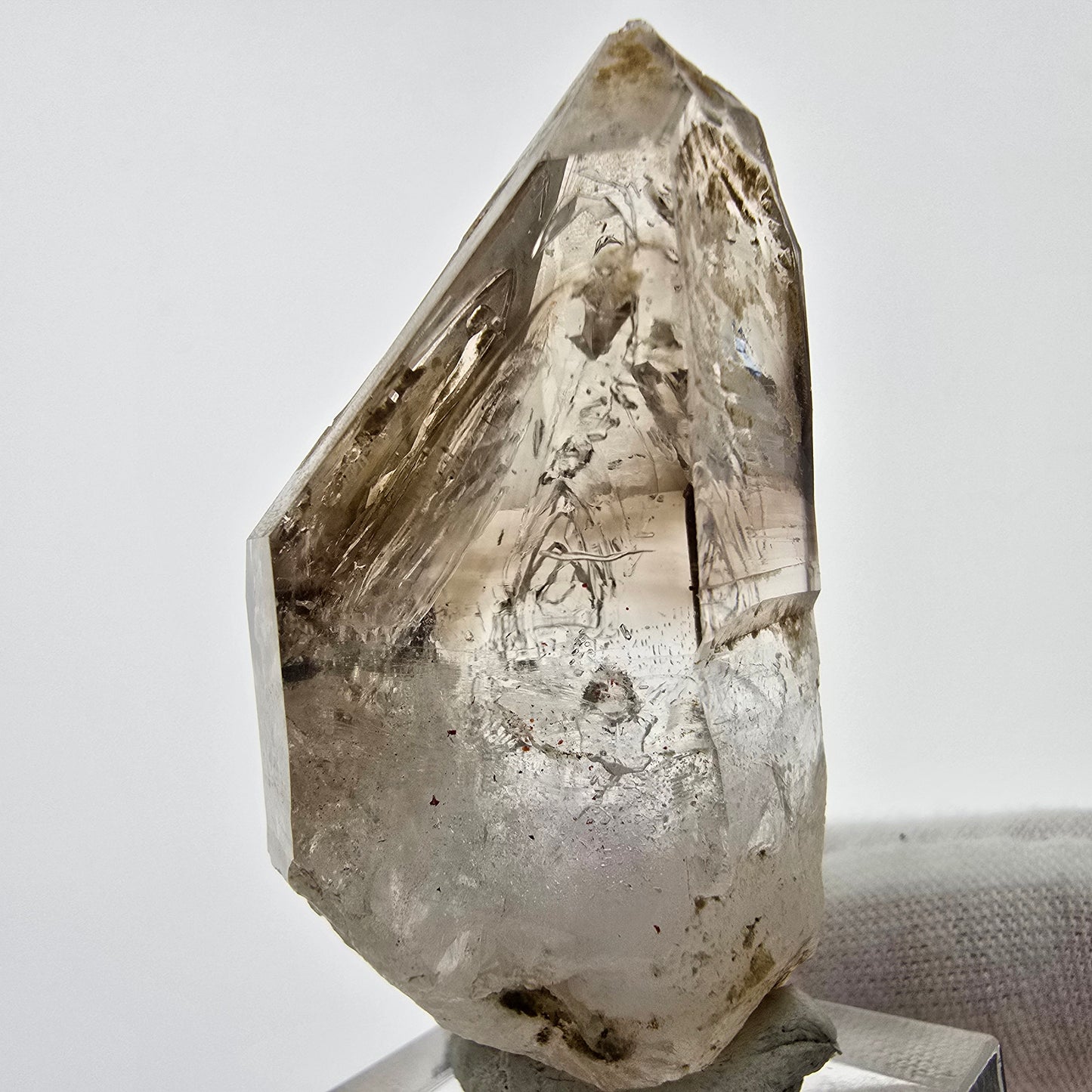 Enhydro Phantom Smoky Quartz Sceptre Tip 2x Bubble Goboboseb, Namibie 50*26*20mm