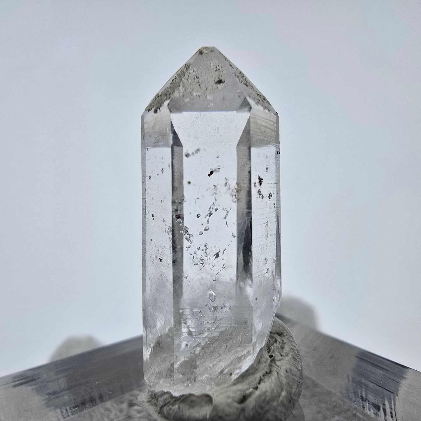 Harlekin Phantom Quarz Kristall Streep Mine, Goboboseb, Namibia 25*11*9mm