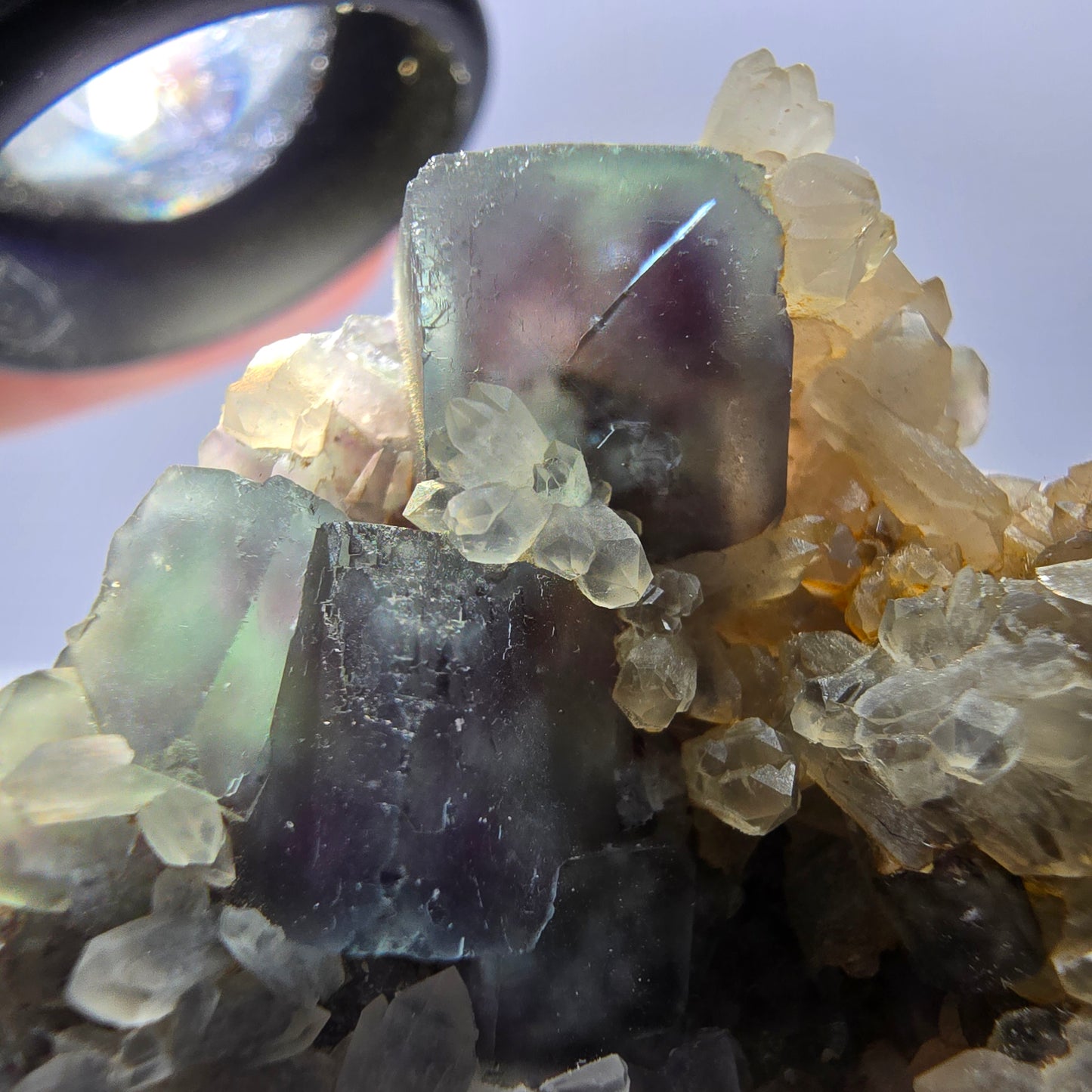 Rare cube de fluorite fantôme, spécimen de quartz vert violet Okorusu Namibie 46 x 33 x 30 mm