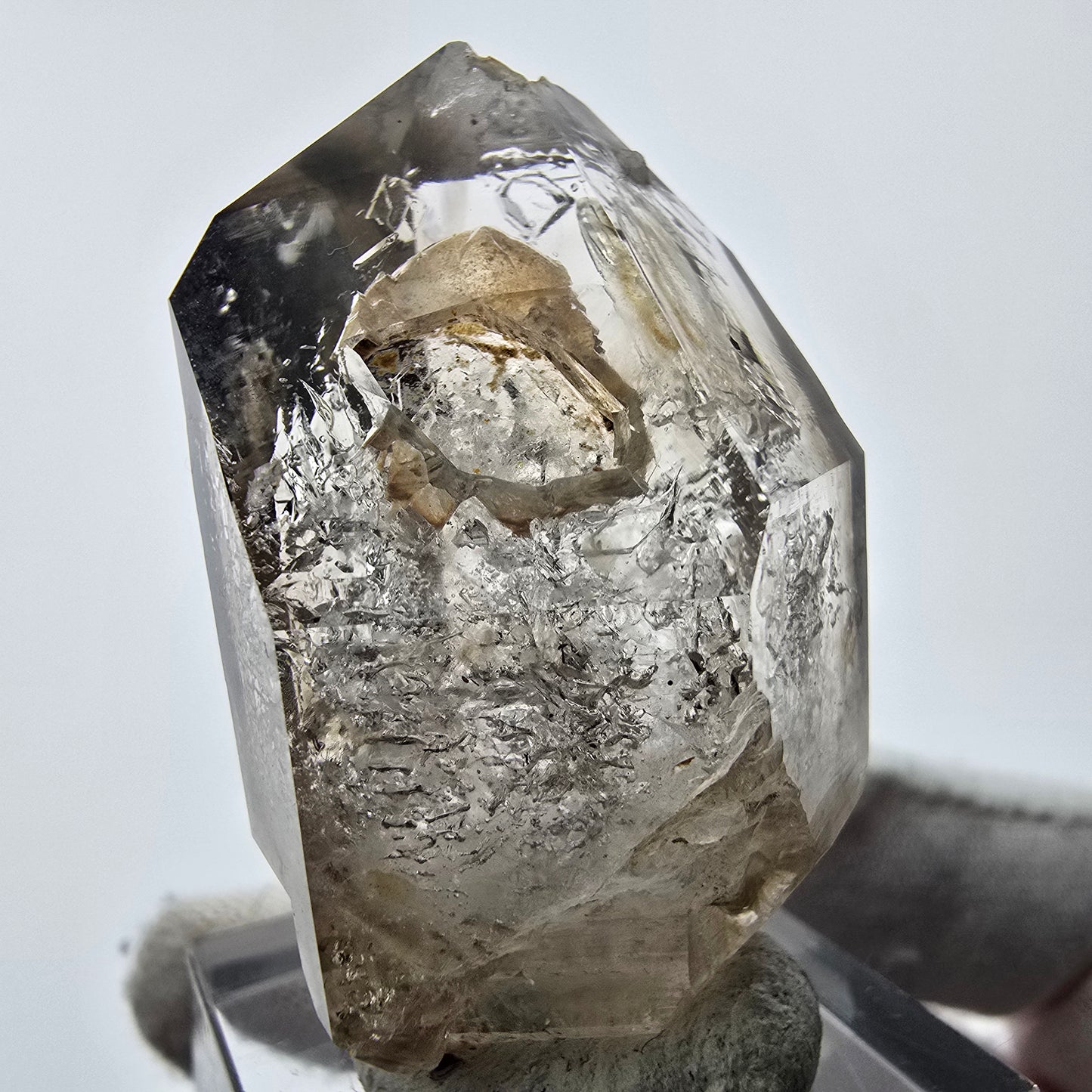 Enhydro Phantom Smoky Quartz Sceptre Tip 1x Bubble Goboboseb, Namibie 42*25*21mm