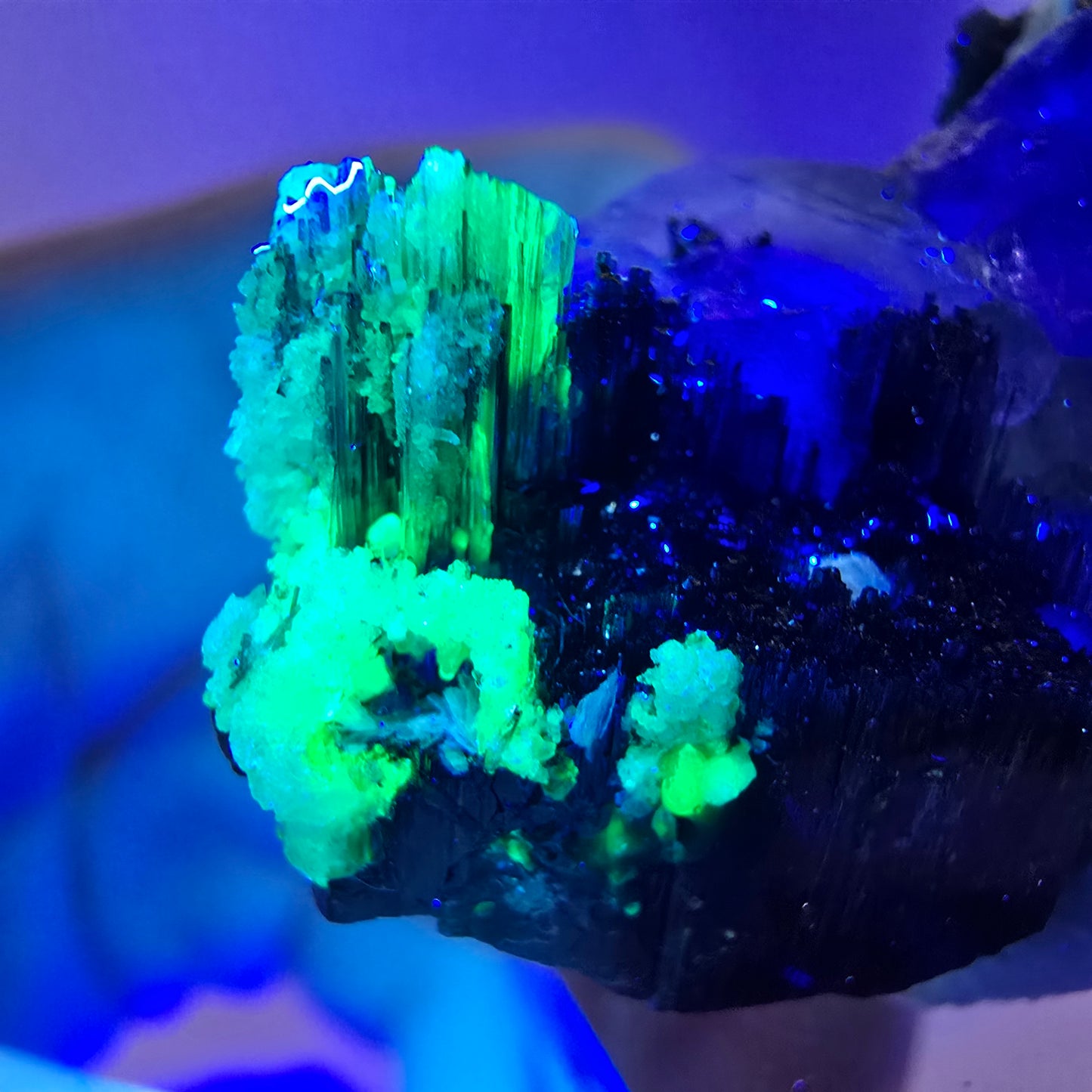 Fluorite fantôme, tourmaline Schörl, muscovite, hyalite, stade Erongo, Namibie 27*25*20 mm