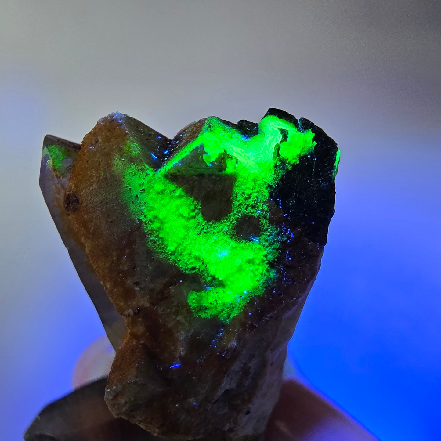 Tourmaline Schörl, quartz fumé, hyalite, stade orthose Erongo, Namibie 48*35*27mm