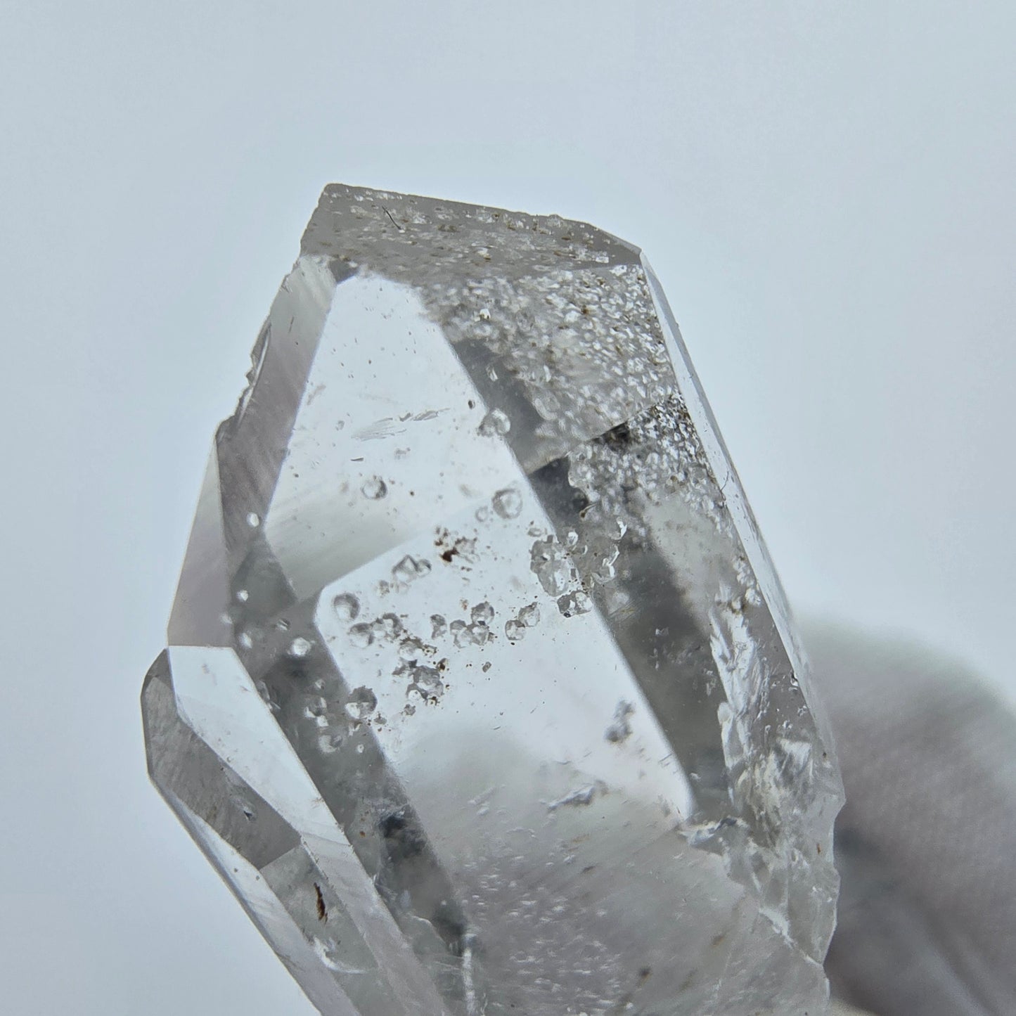 Phantom Quarz mit Analcim Streep Mine, Goboboseb, Namibia 37*16*12mm Sammlung
