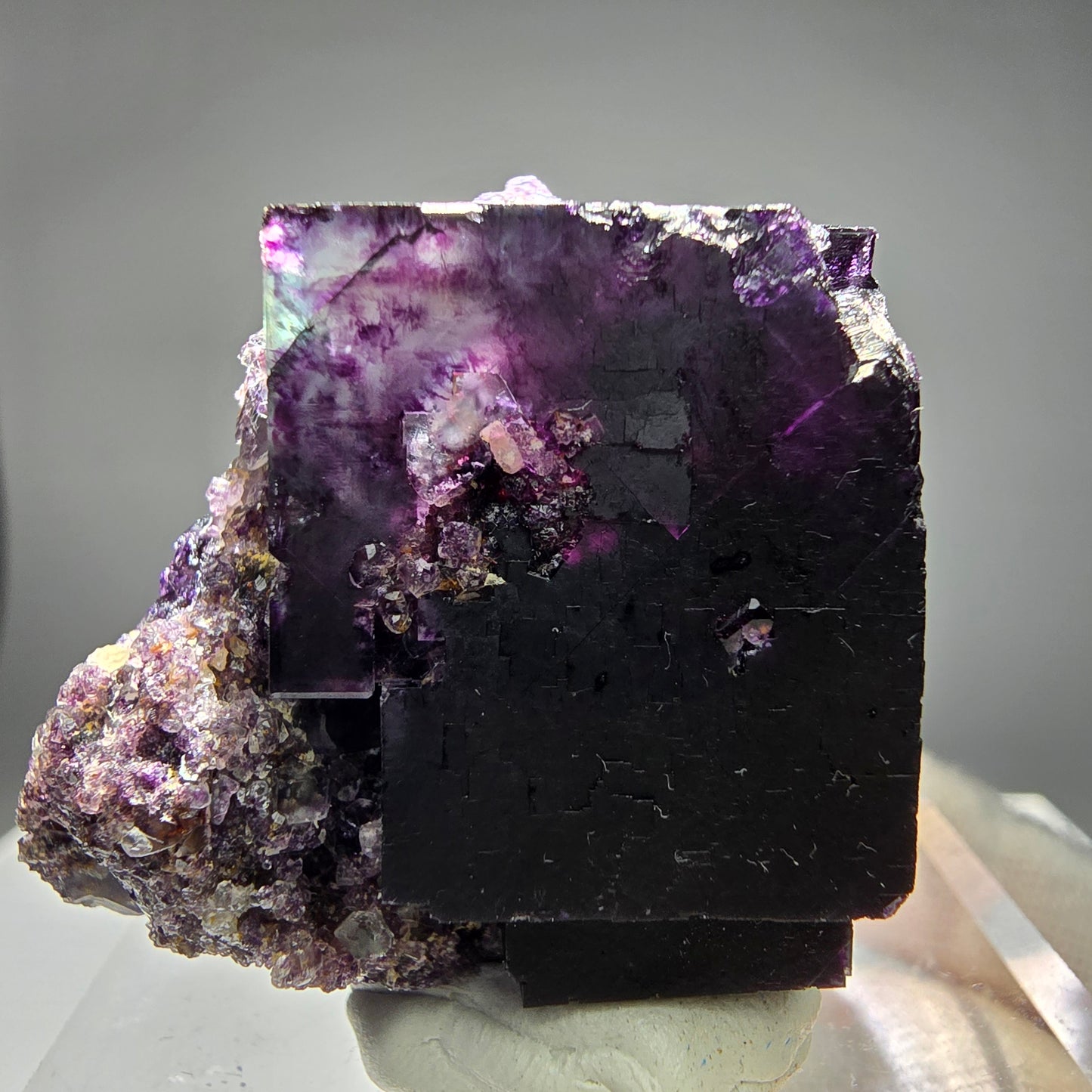Seltene Phantom Fluorit Würfel Stufe Tie-Dye Pocket, Okorusu, Namibia 39*36*32mm