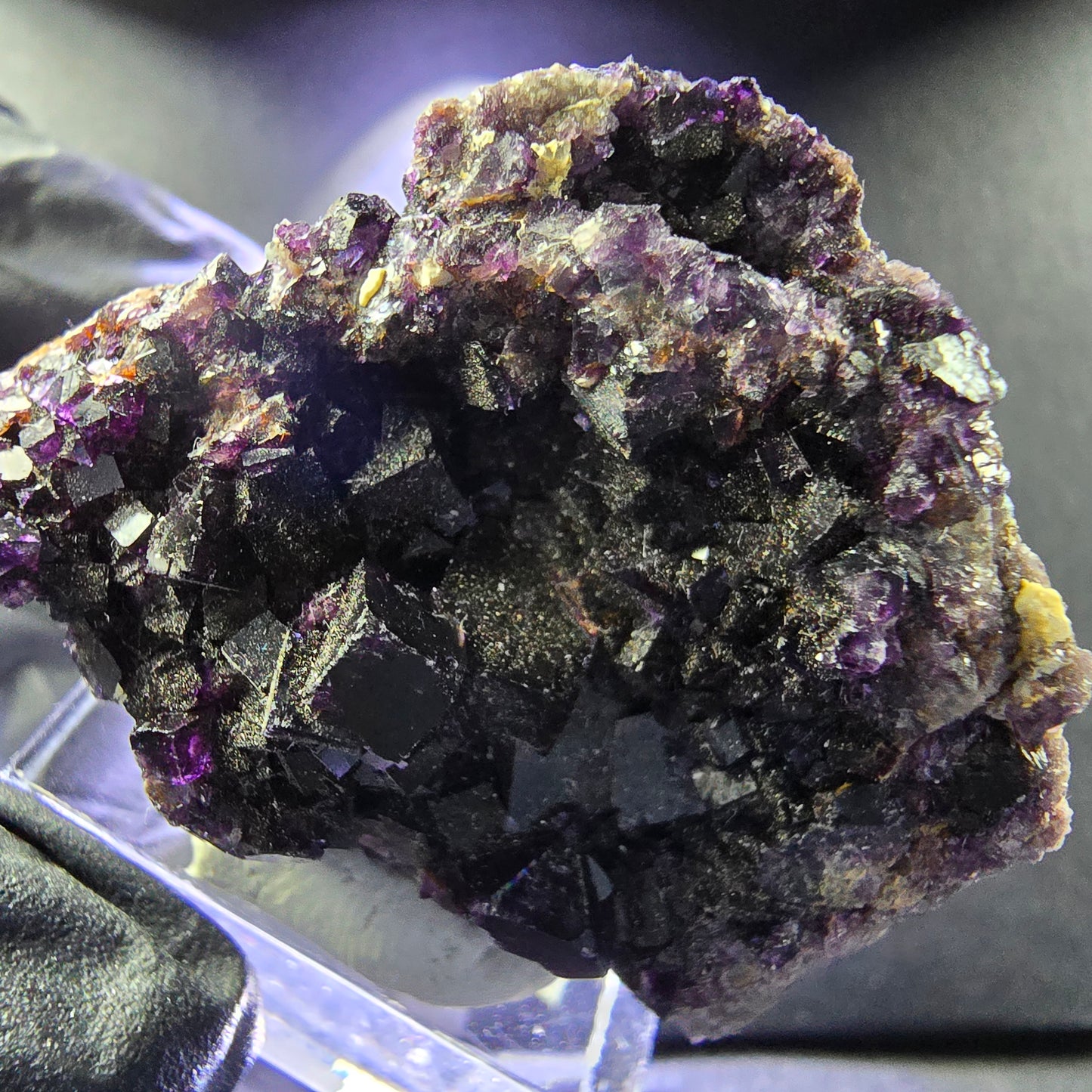 Seltene Fluorit Würfel Stufe lila 43*34*20mm Okorusu, Namibia Mineraliensammlung