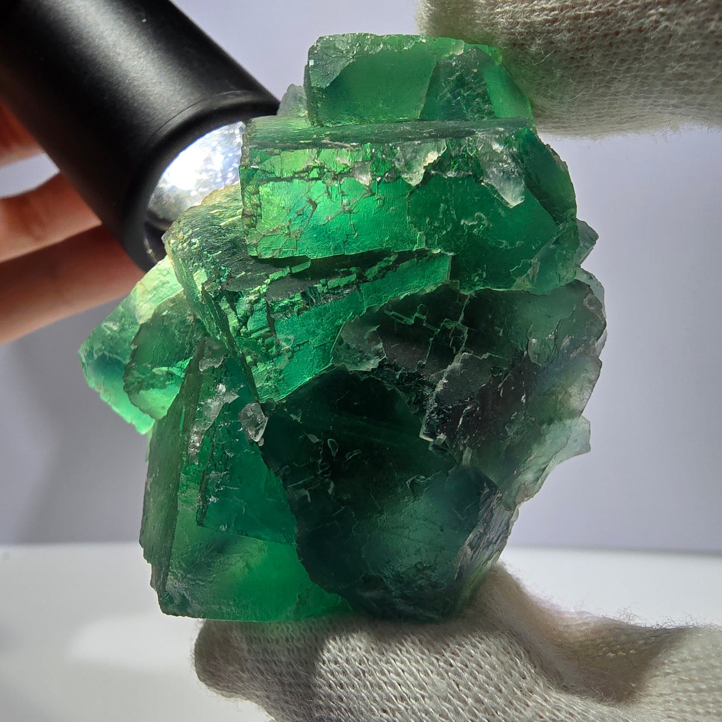 Rare spécimen de cube de fluorite fantôme, parqueté vert Okorusu, Namibie, 63 x 58 x 32 mm