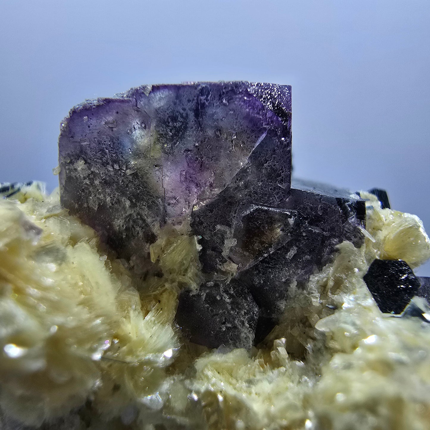 Colorful Phantom Fluorite Cubes Schorl Tourmaline Muscovite Erongo, Namibia 52*50*35mm