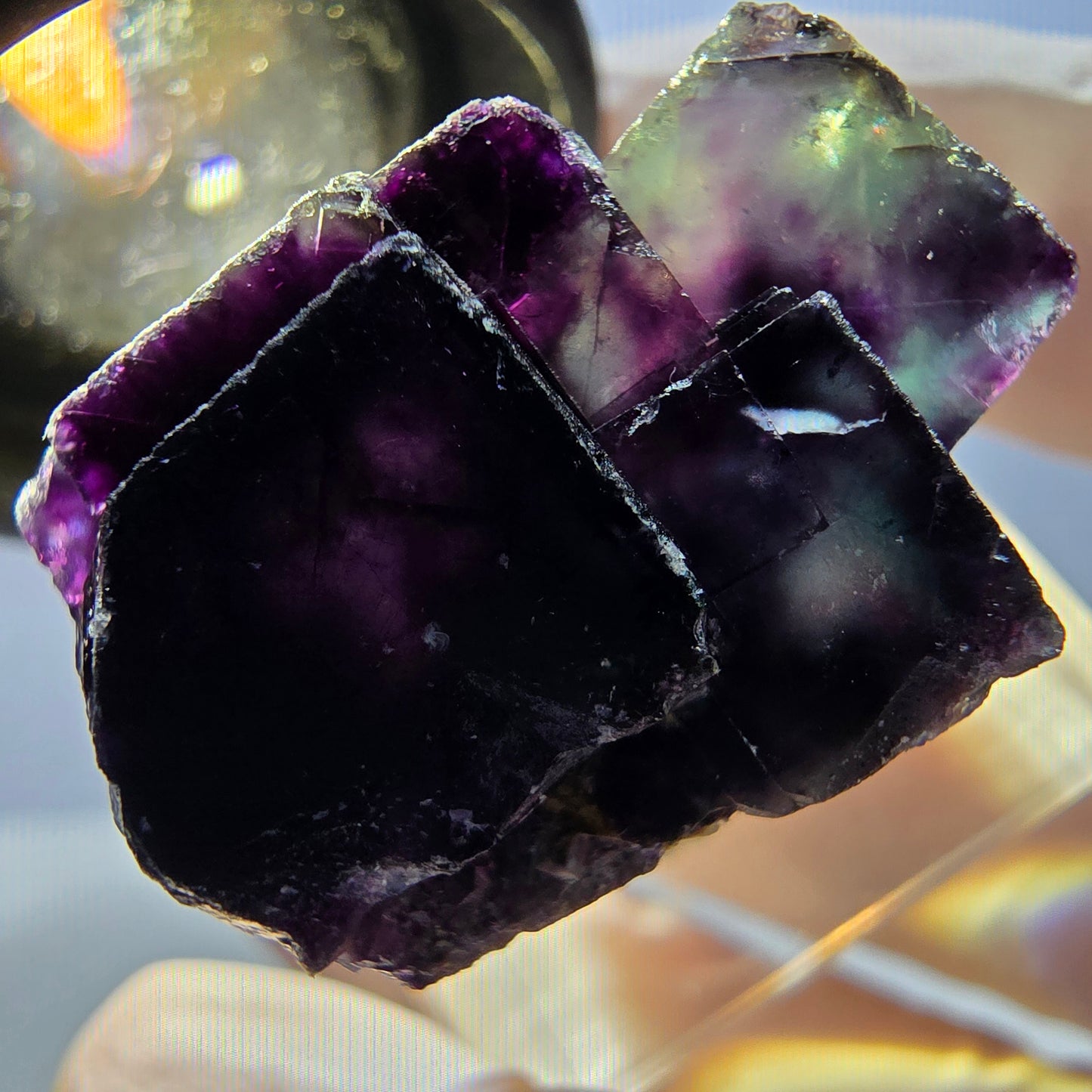 Spécimen de cube de fluorite fantôme, parqueté vert violet Okorusu, Namibie 27*23*17 mm