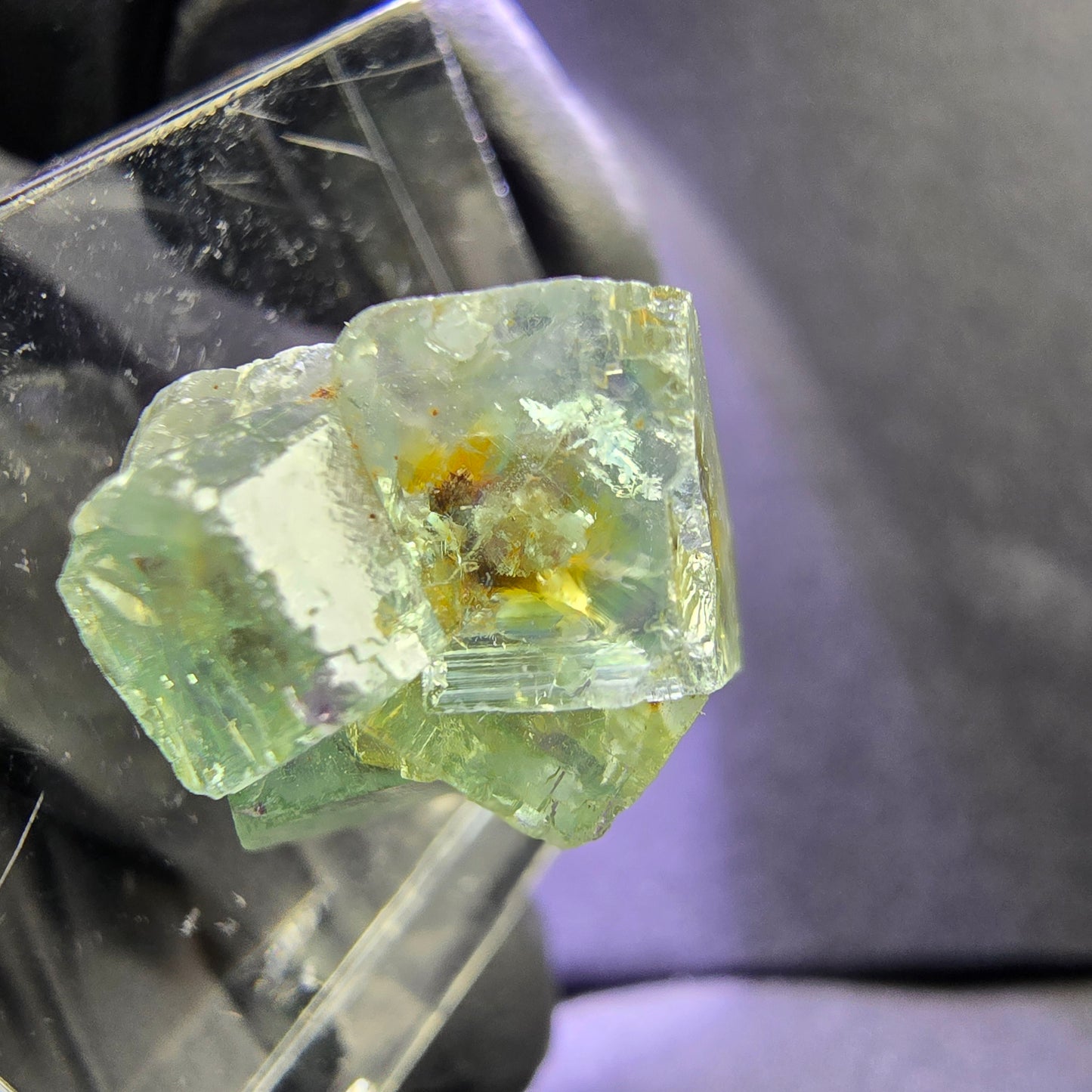 Seltene klare Phantom Fluorit XX Stufe mit Einschlüssen 19*15*9mm aus Okorusu, Namibia