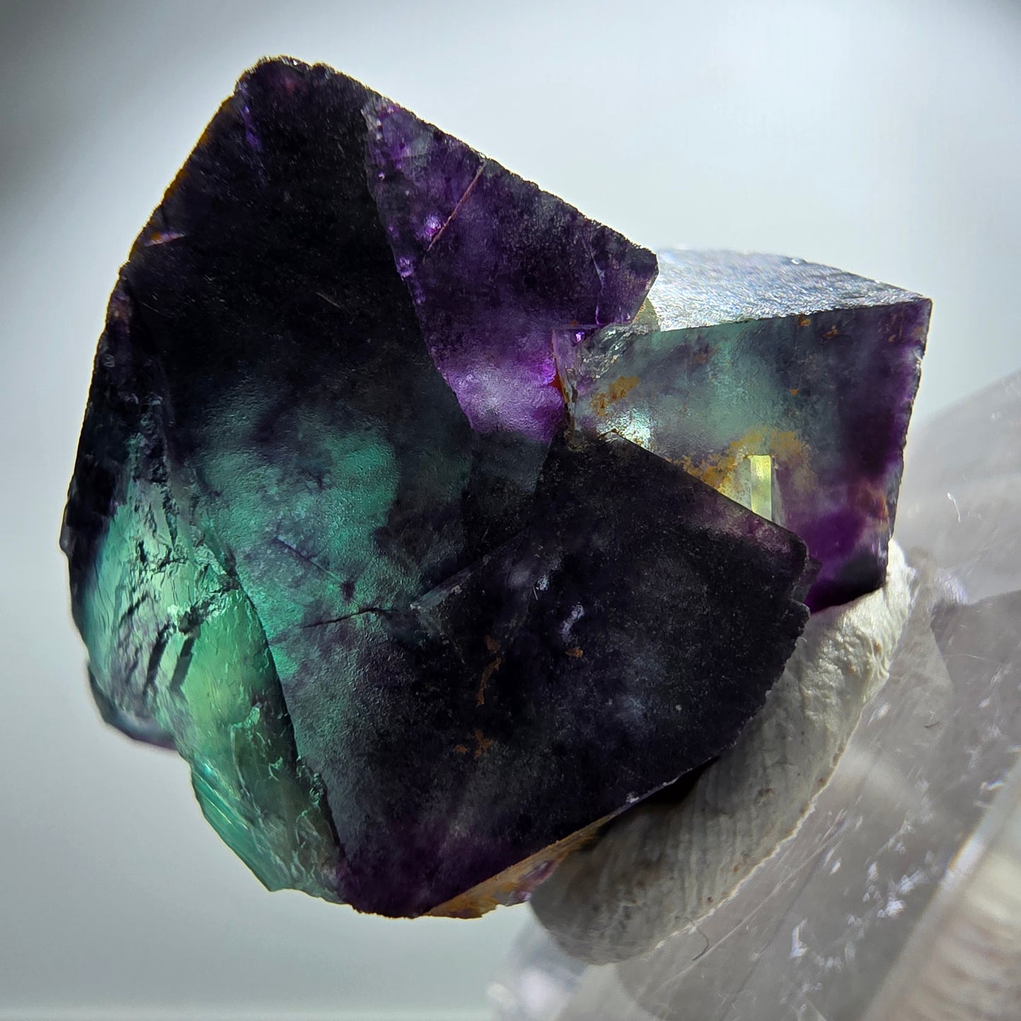 Spécimen rare de cube de fluorite fantôme, vert zonal et violet, Okorusu, Namibie, 29 x 23 x 20 mm