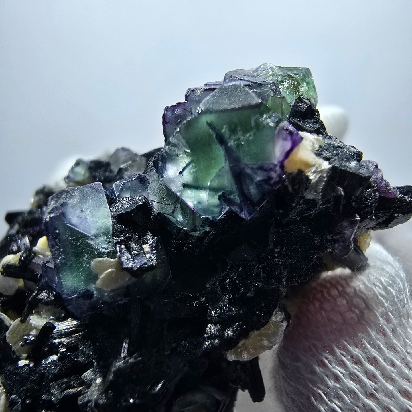 Colorful Phantom Fluorite Cubes Schorl Tourmaline Muscovite Erongo, Namibia 49*34*23mm