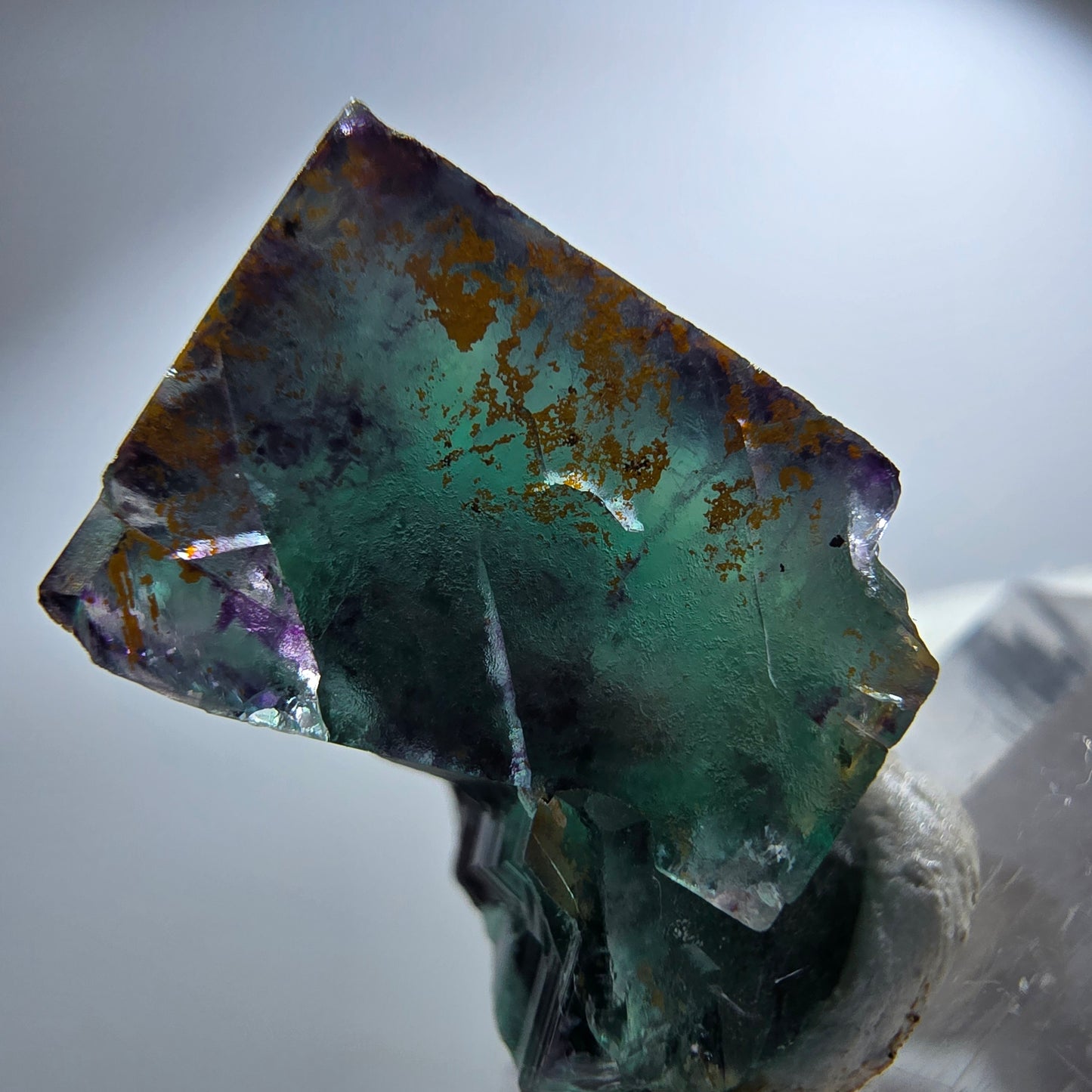 Rare spécimen de cube de fluorite fantôme zonal vert violet Okorusu, Namibie 24*16*16mm