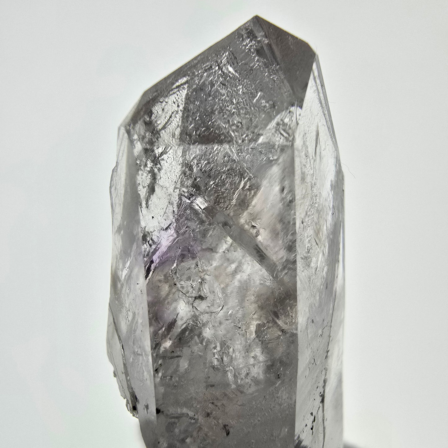 Améthyste fantôme Enhydro avec hématite, calcite UV, mine Bubble Streep 3x, Namibie, 46 x 22 x 16 mm