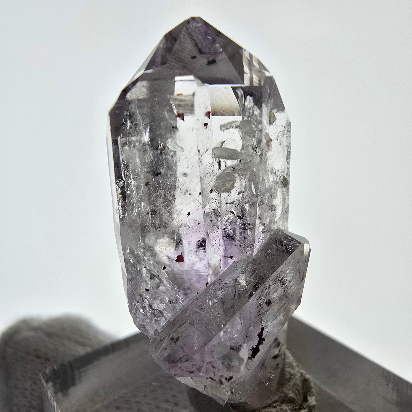 Améthyste fantôme Harlequin, spécimen de préhnite, mine Streep, Namibie, 34 x 18 x 14 mm
