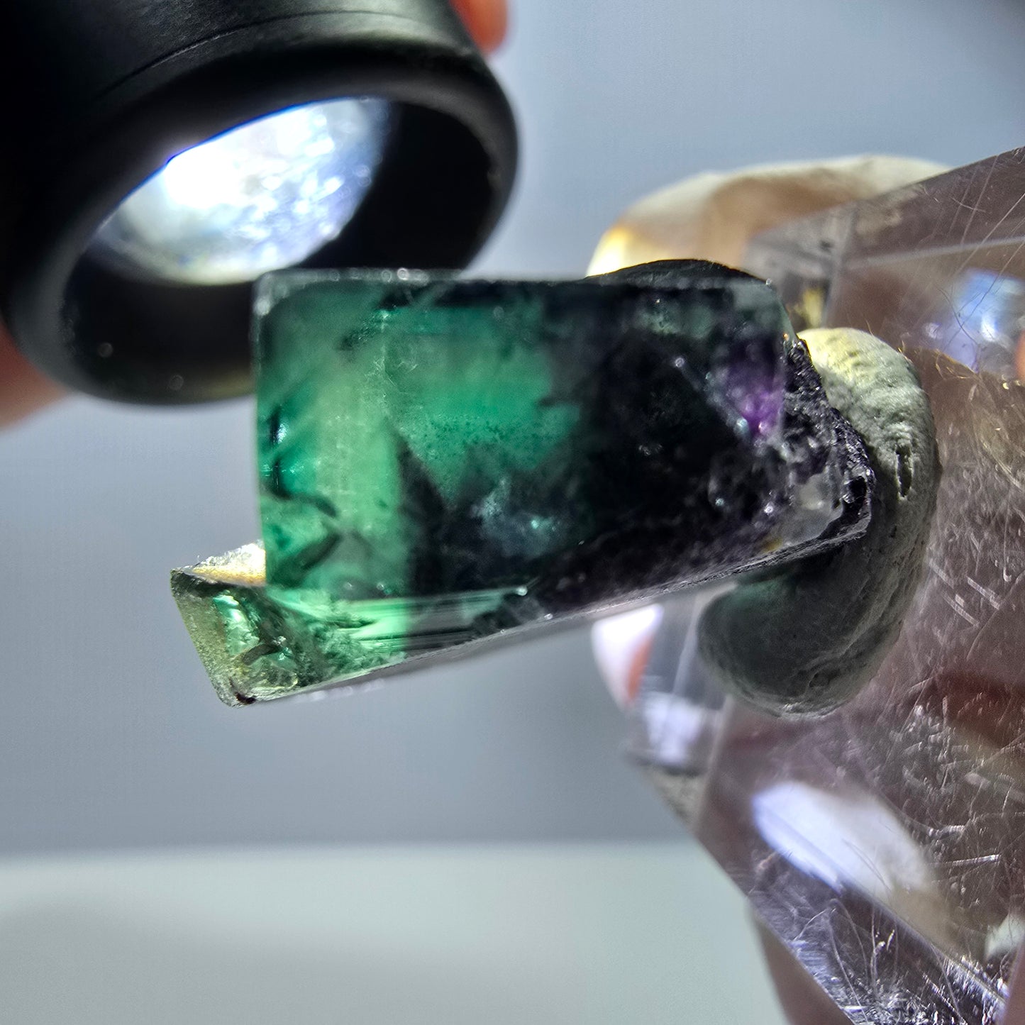 Spécimen rare de cube de fluorite, vert violet, Okorusu, Namibie, 30 x 24 x 17 mm