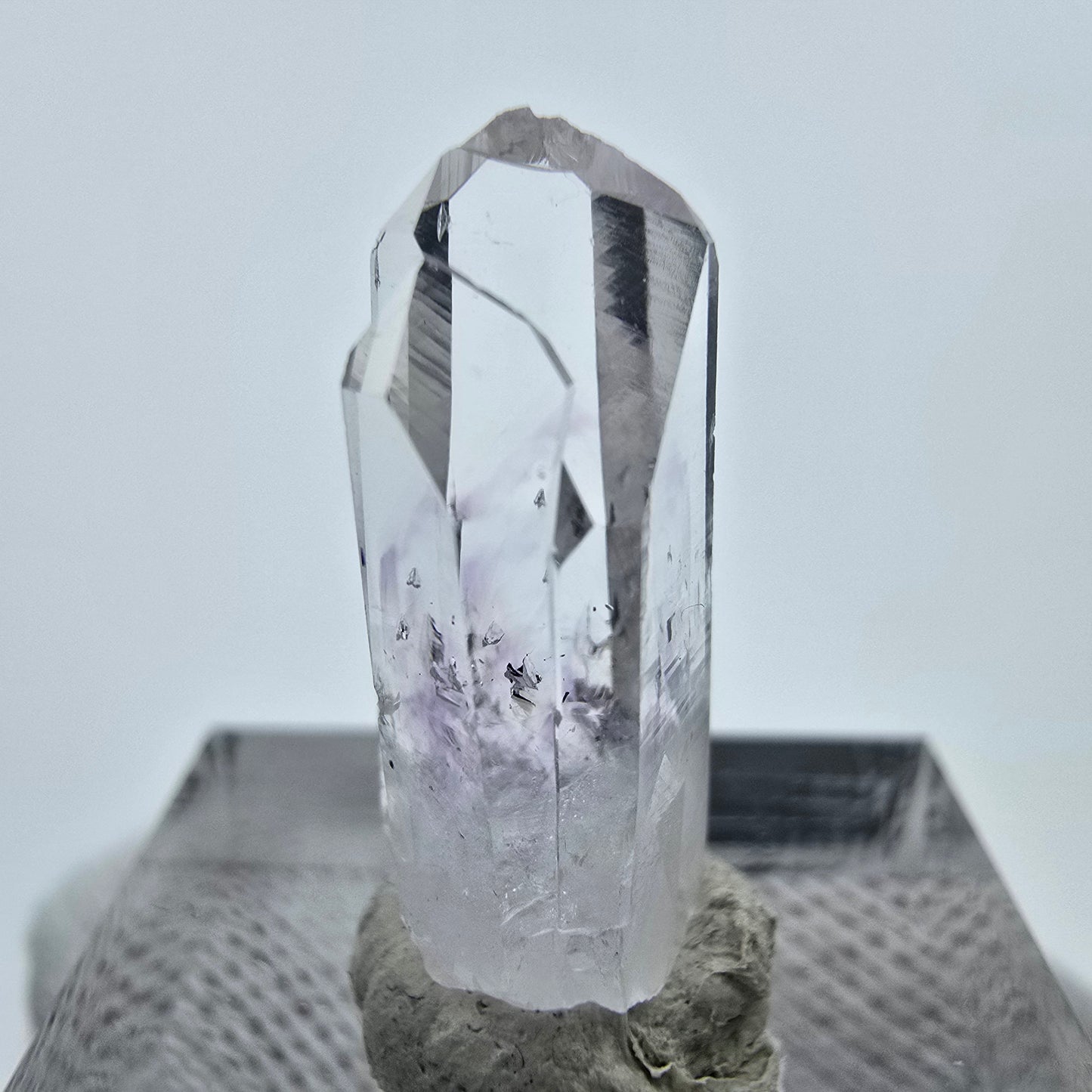 Klare Lemurian Phantom Amethyst Spitze Streep Mine, Goboboseb, Namibia 24*10*8mm