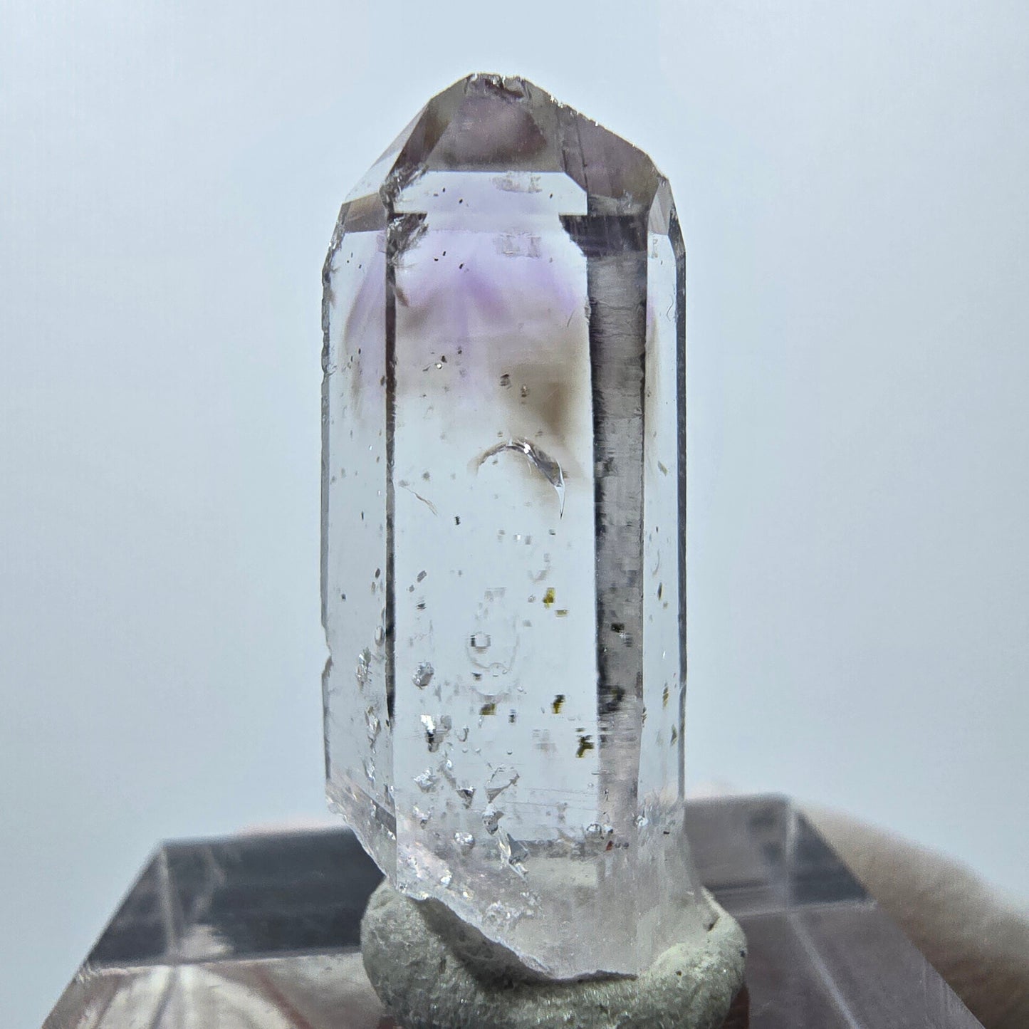 Mine d'améthyste Phantom Point Streep, Goboboseb, Namibie 28 x 11 x 7 mm