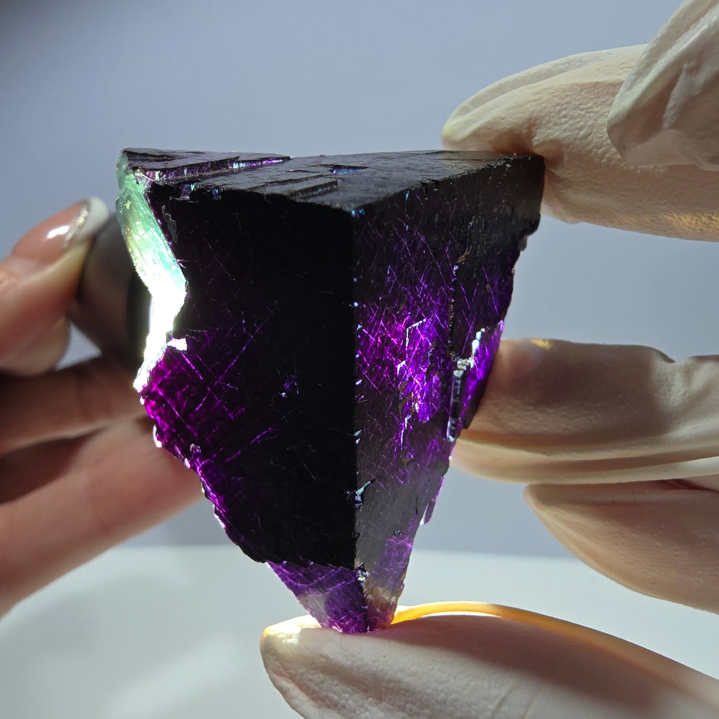 Spécimen de cube de fluorite fantôme vert violet zonal 11:11 Angel Pocket, Namibie 52*42*29mm