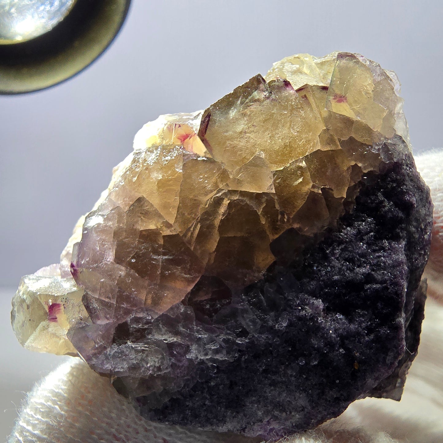 Rare spécimen de cube de fluorite fantôme, violet-jaune, Okorusu, Namibie, 44 x 37 x 21 mm