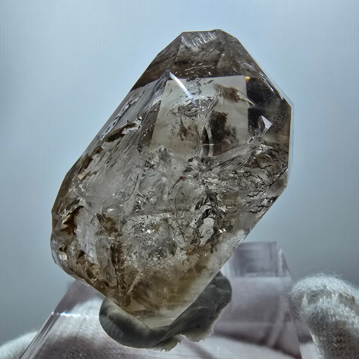 Enhydro Phantom Rauchquarz Zepter, 1x Blase Goboboseb, Namibia 32*23*18mm