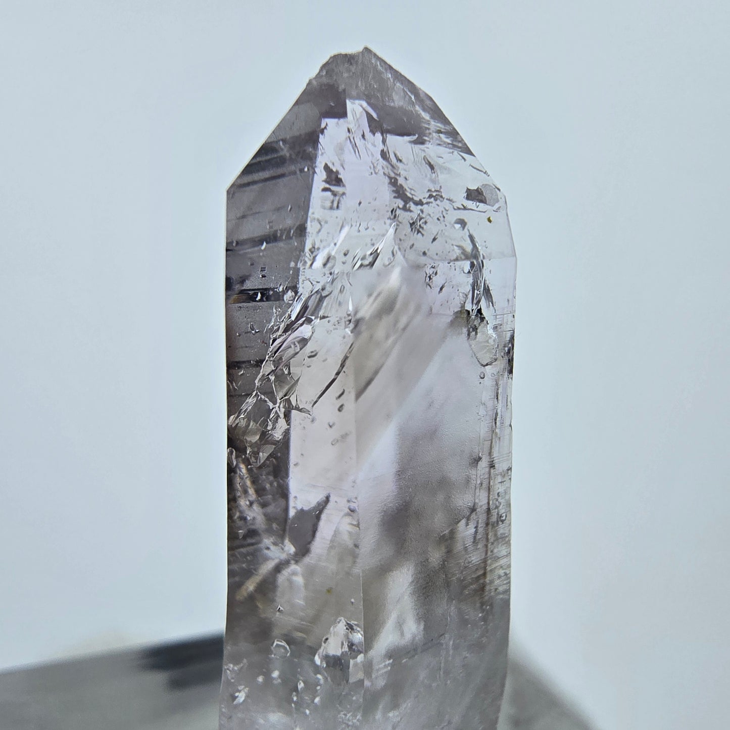 Klare Lemurian Phantom Amethyst Spitze Streep Mine, Goboboseb, Namibia 32*11*9mm