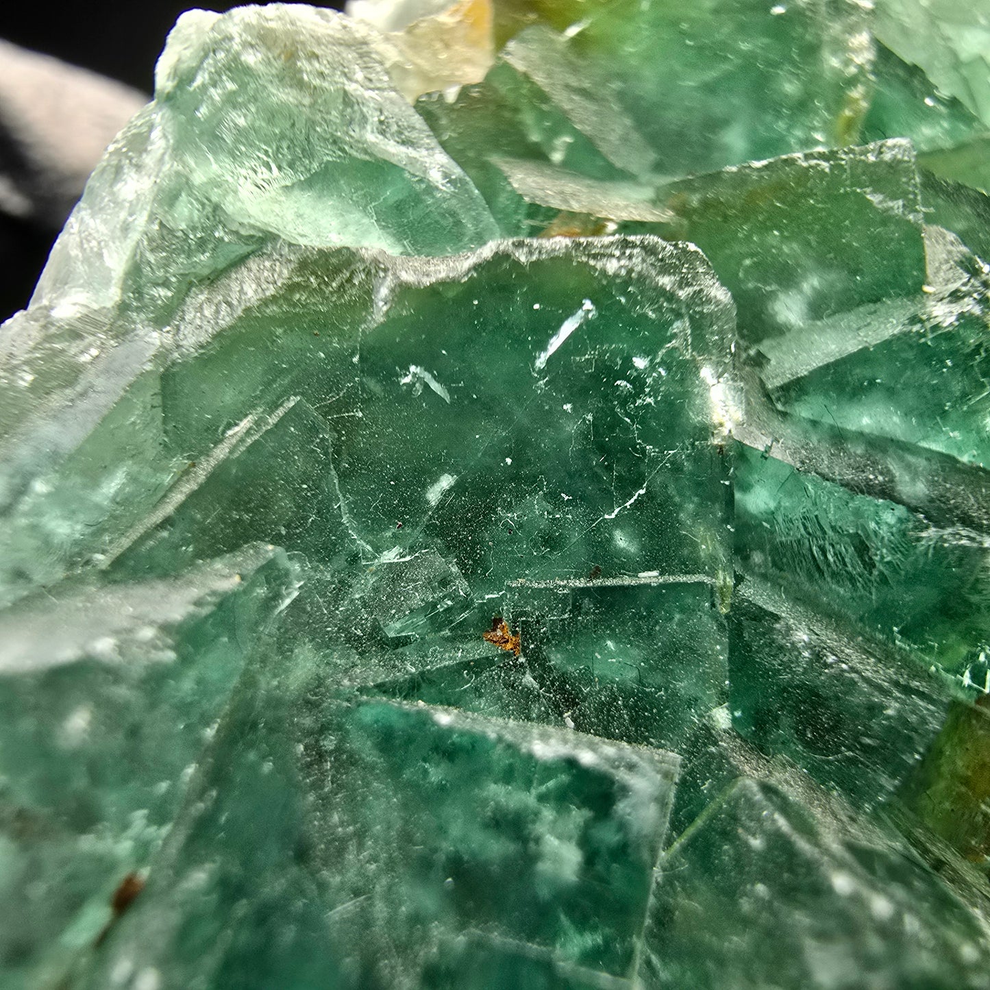 Cube de fluorite fantôme transparent, vert Okorusu, Collection namibie 68x51x17mm