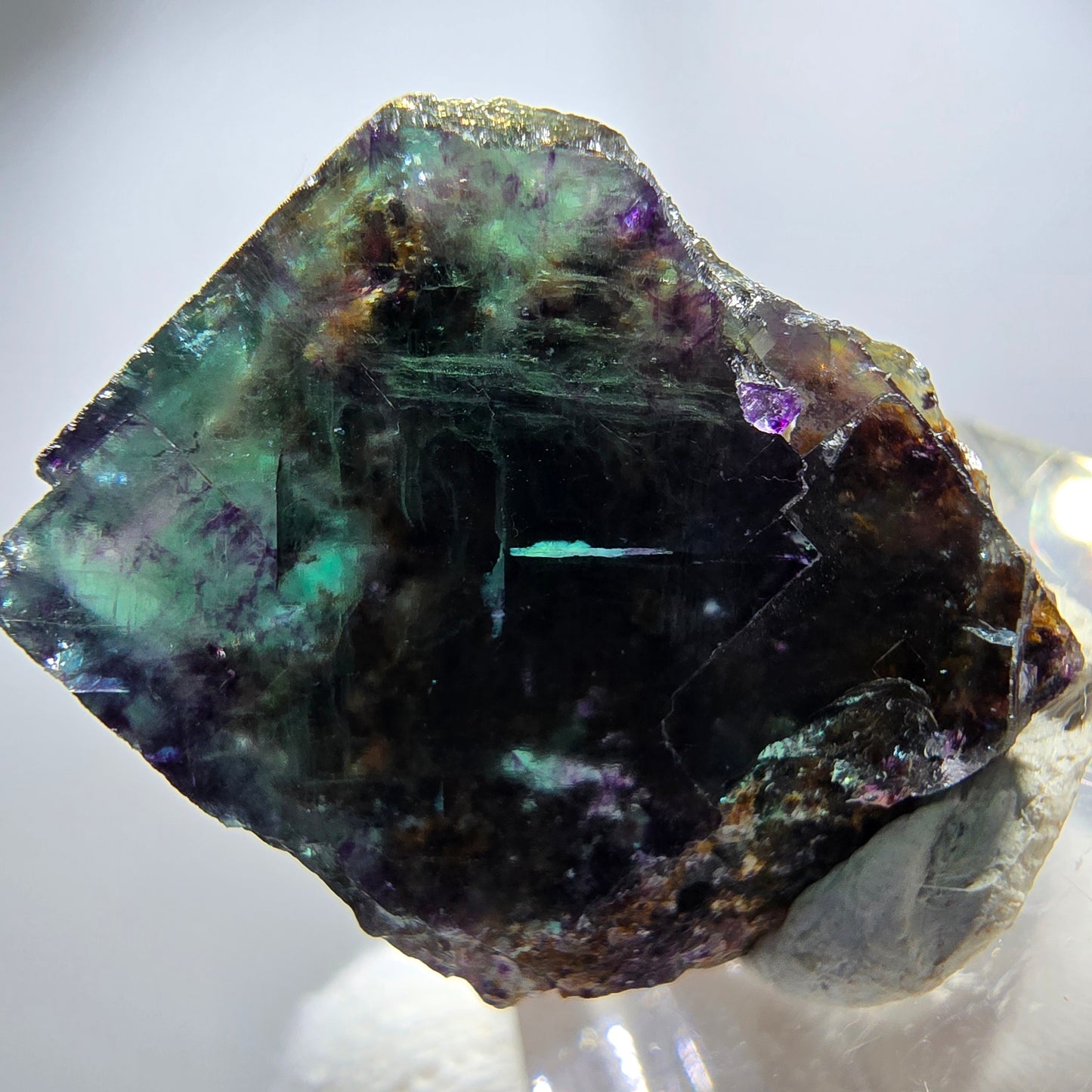 Spécimen rare de cube de fluorite fantôme zonal vert violet Okorusu, Namibie 29*25*16mm