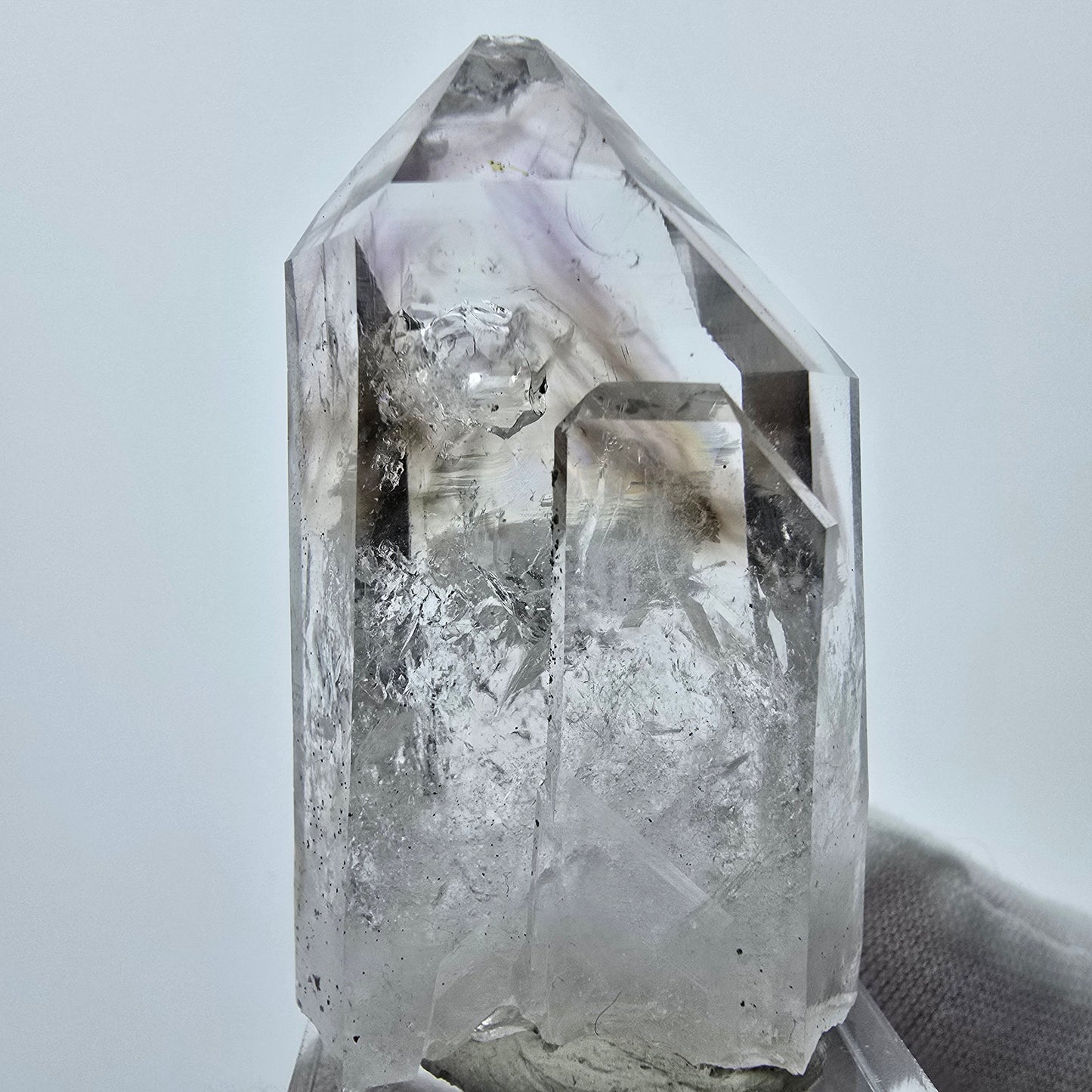 Enhydro Phantom Amethyst, 2x Blase Streep Mine Goboboseb Namibia 47*28*18mm