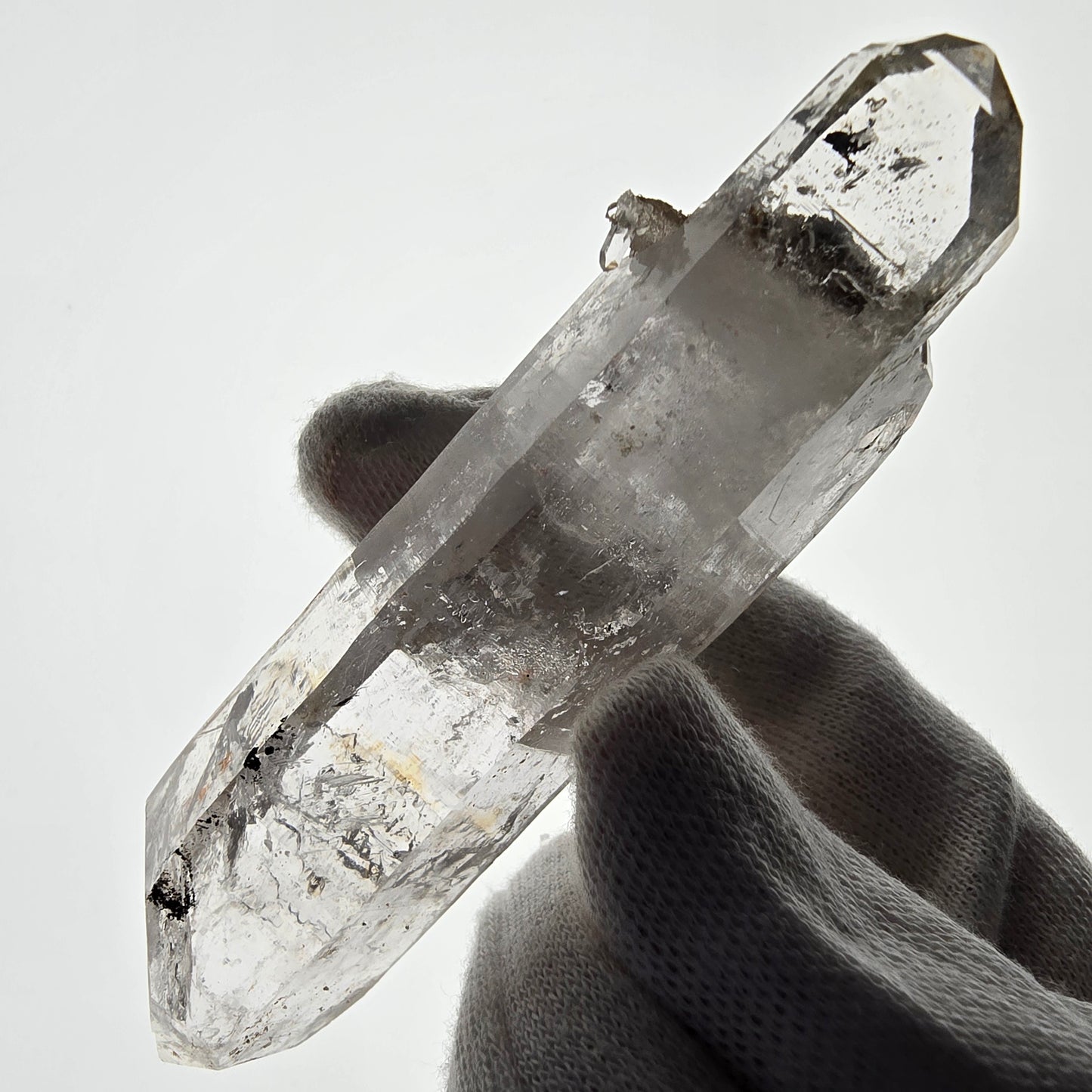 Quartz fumé squelette fantôme lémurien DT, calcite UV Valentine Pocket, Namibie 91 x 26 x 19 mm