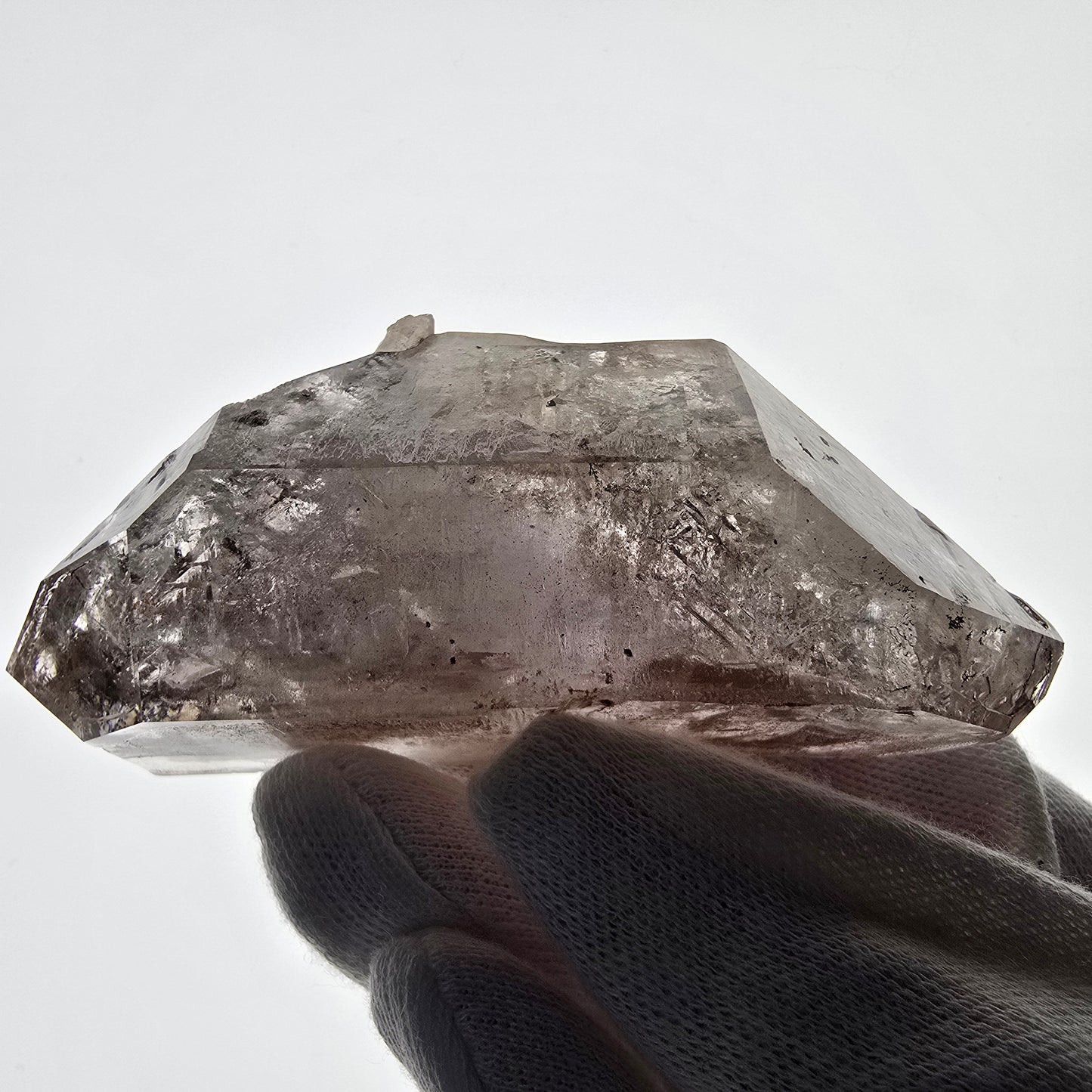 Sceptre fantôme squelette en quartz fumé DT, poche Saint-Valentin en calcite UV, Namibie 97 x 44 x 37 mm