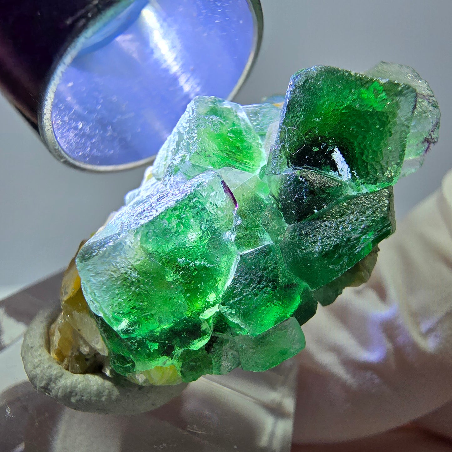 Cube de fluorite fantôme, spécimen de muscovite, Erongo, Namibie, 36 x 19 x 16 mm