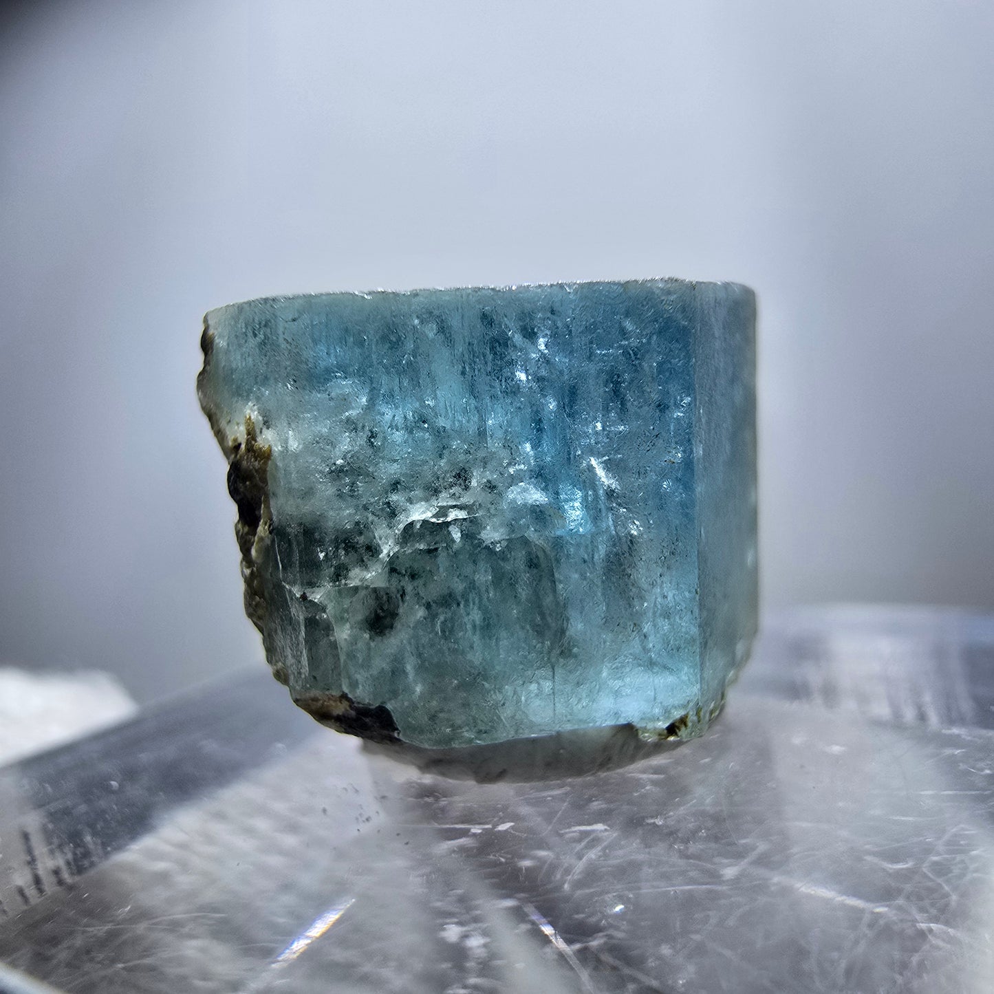 Seltener Aquamarin X mit Schörl Turmalin Erongo, Namibia 16*11*12mm