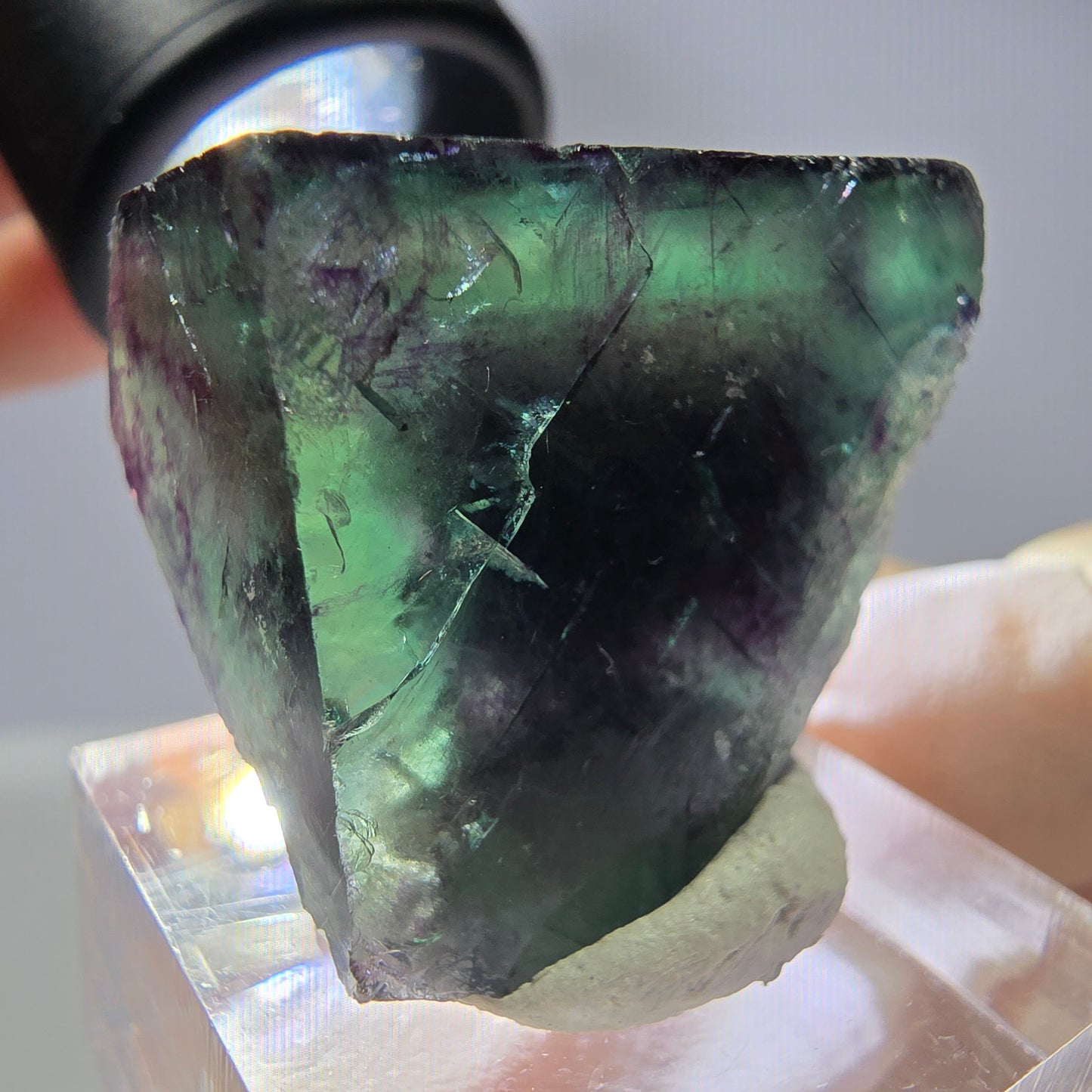Rare cube de fluorite fantôme parqueté vert violet Okorusu Namibie 27*24*20mm
