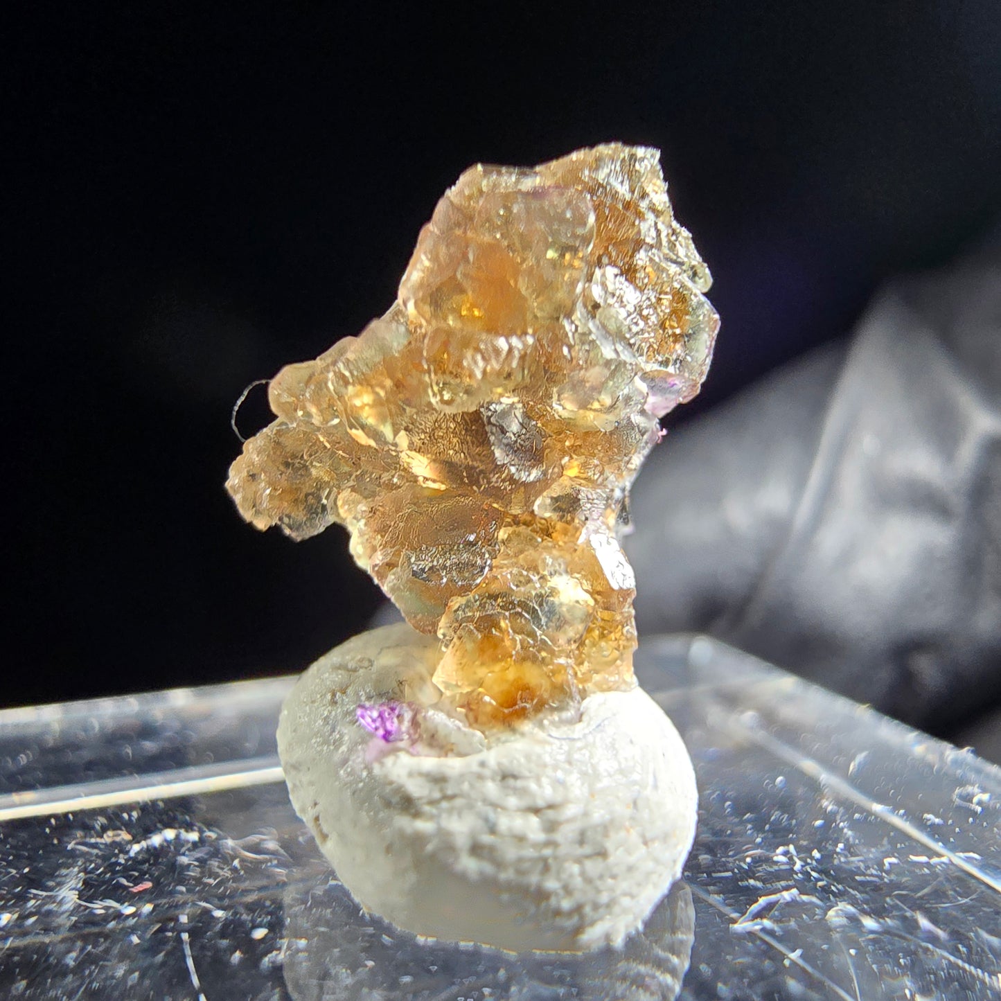 Klare gelb lila Fluorit Stufe Erongo, Namibia 12*9*5mm Sammlung
