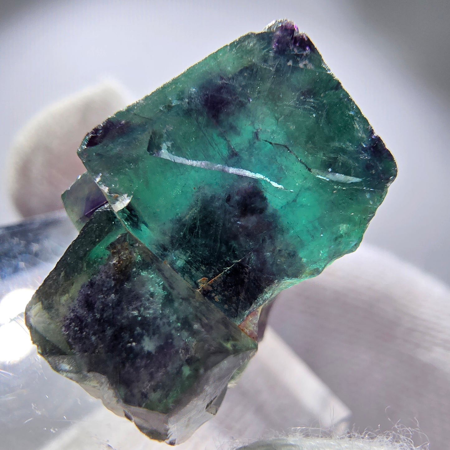 Spécimen rare de cube de fluorite fantôme, vert zonal et violet, Okorusu, Namibie, 22 x 19 x 14 mm