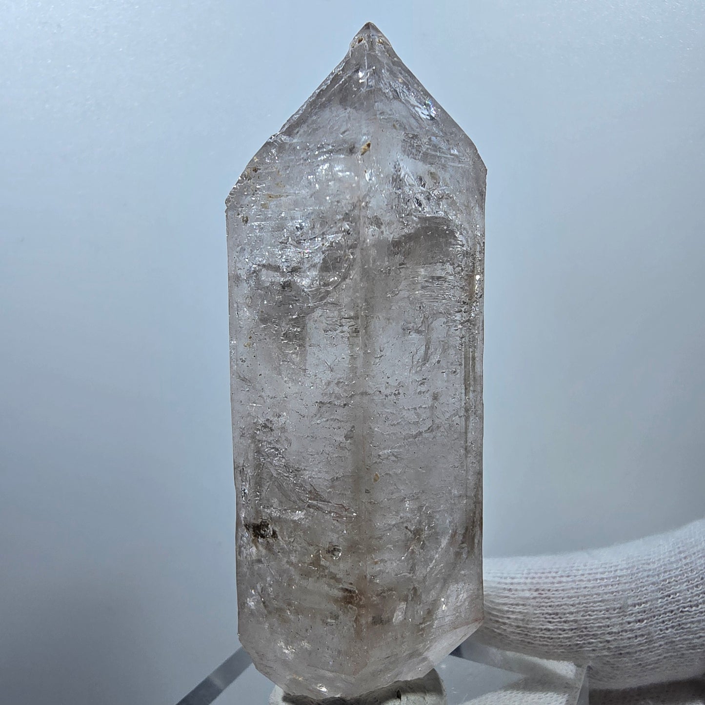 Sceptre DT Enhydro en quartz fumé squelette, 2 gobos de poche Bubble Valentine. Namibie 85 x 32 x 27 mm