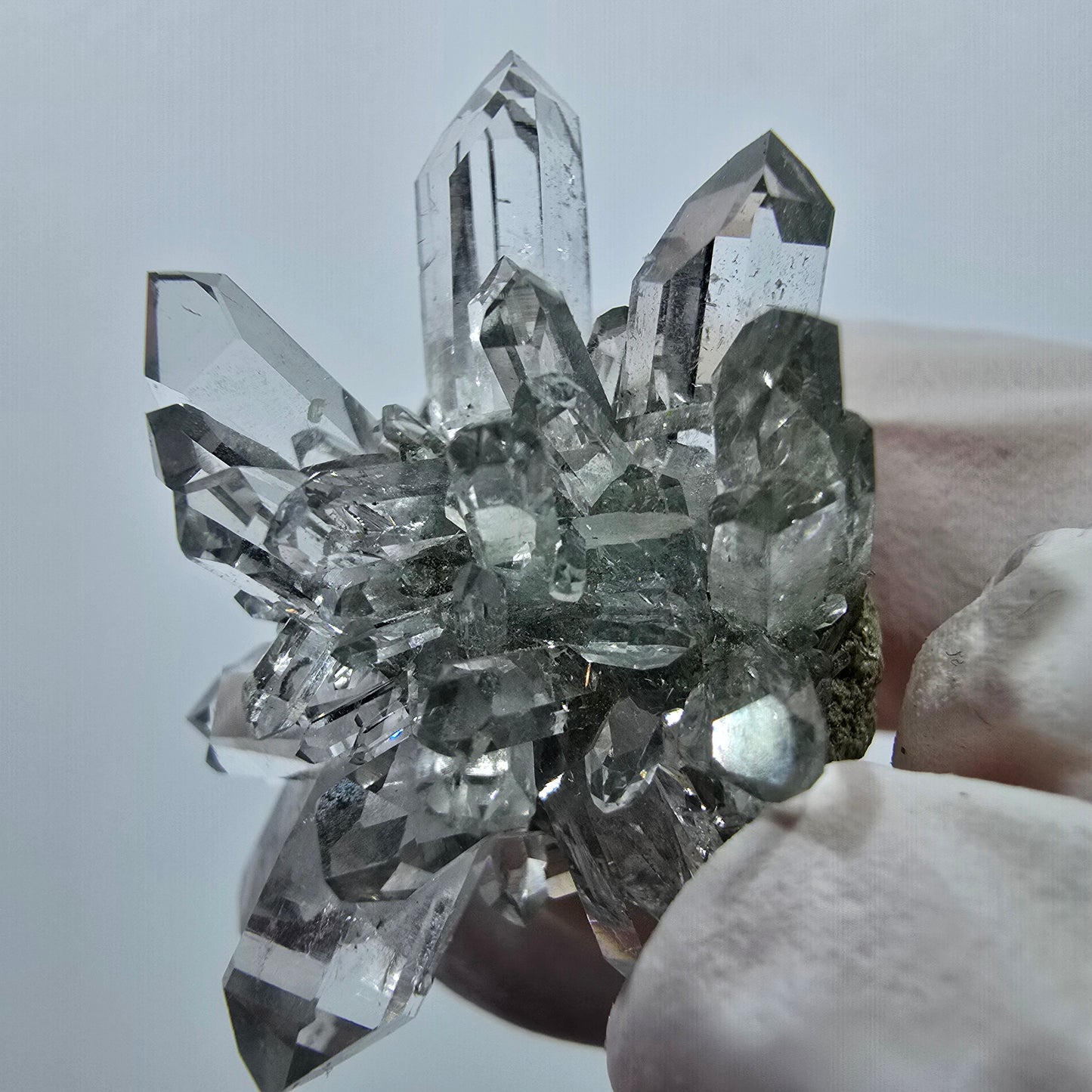 Quartz Starburst, spécimen de chlorite, mine Streep, Goboboseb, Namibie, 32 x 25 x 20 mm