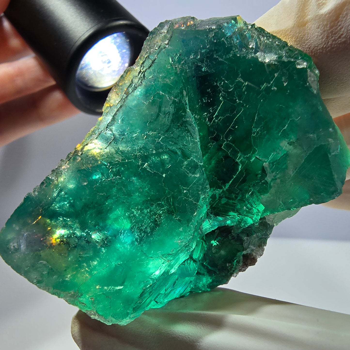 Spécimen de cube de fluorite fantôme transparente, vert parqueté, Okorusu, Namibie, 54 x 48 x 39 mm