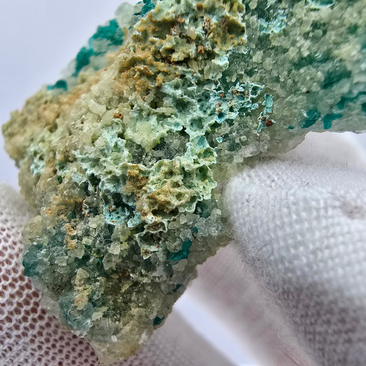 Rare Diotas, Calcite Specimen Kaokoveld, Namibia 43*33*17mm Mineral Collection