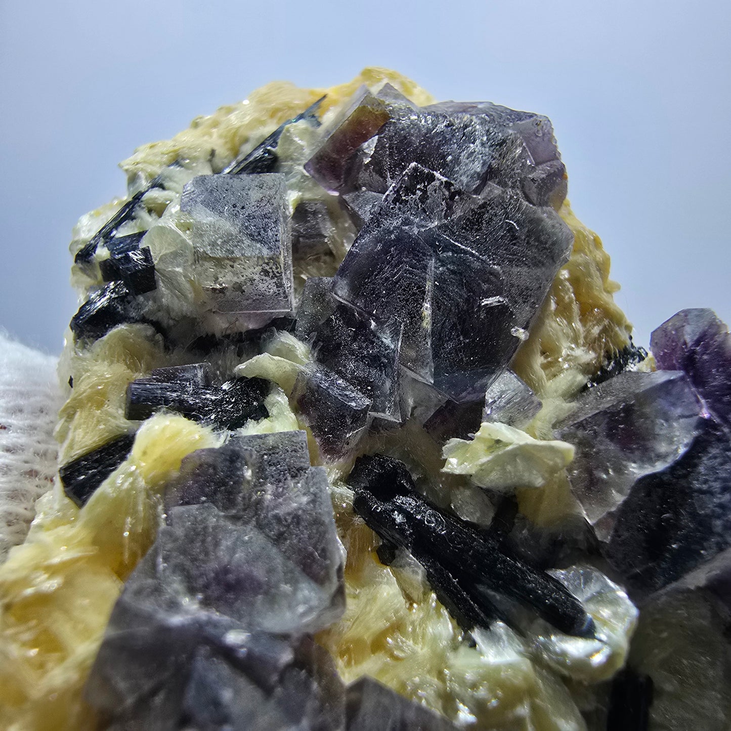 Colorful Phantom Fluorite Cubes Schorl Tourmaline Muscovite Erongo, Namibia 53*45*21mm