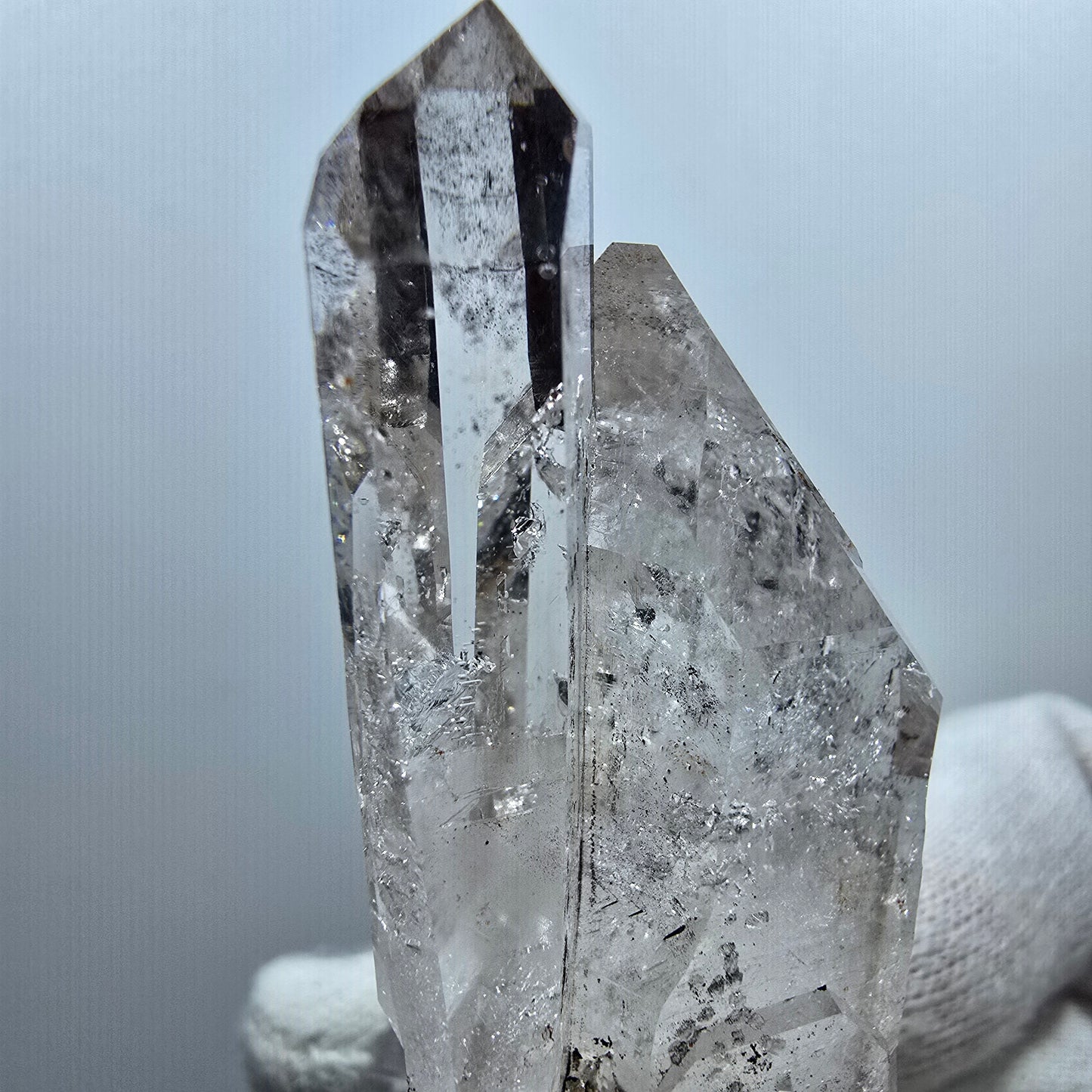 Enhydro Phantom Smoky Quartz Twin, Analcim Valentine Pocket Goboboseb Namibia 57*27*22mm