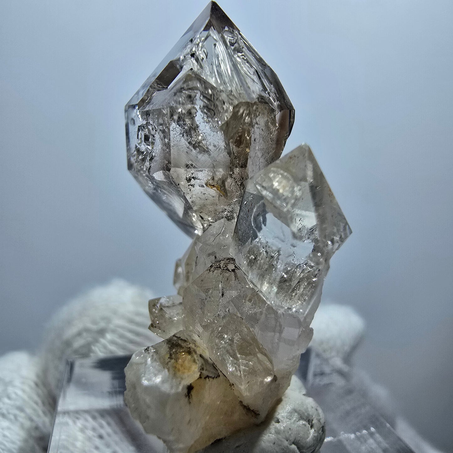 Amas de quartz fumé fantôme transparent, Goboboseb, Namibie, 35 x 21 x 14 mm