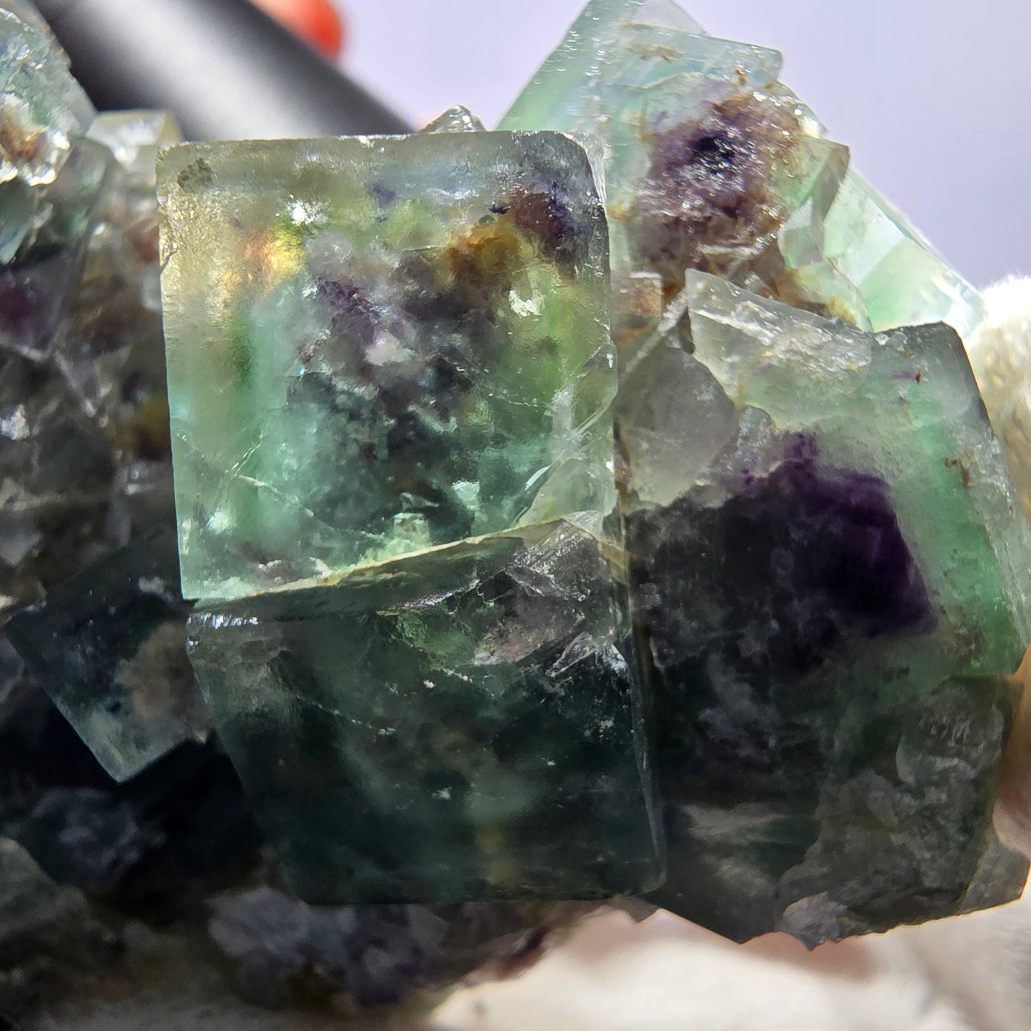 Rare spécimen de cube de fluorite fantôme, vert violet Okorusu Namibie 62*48*32mm