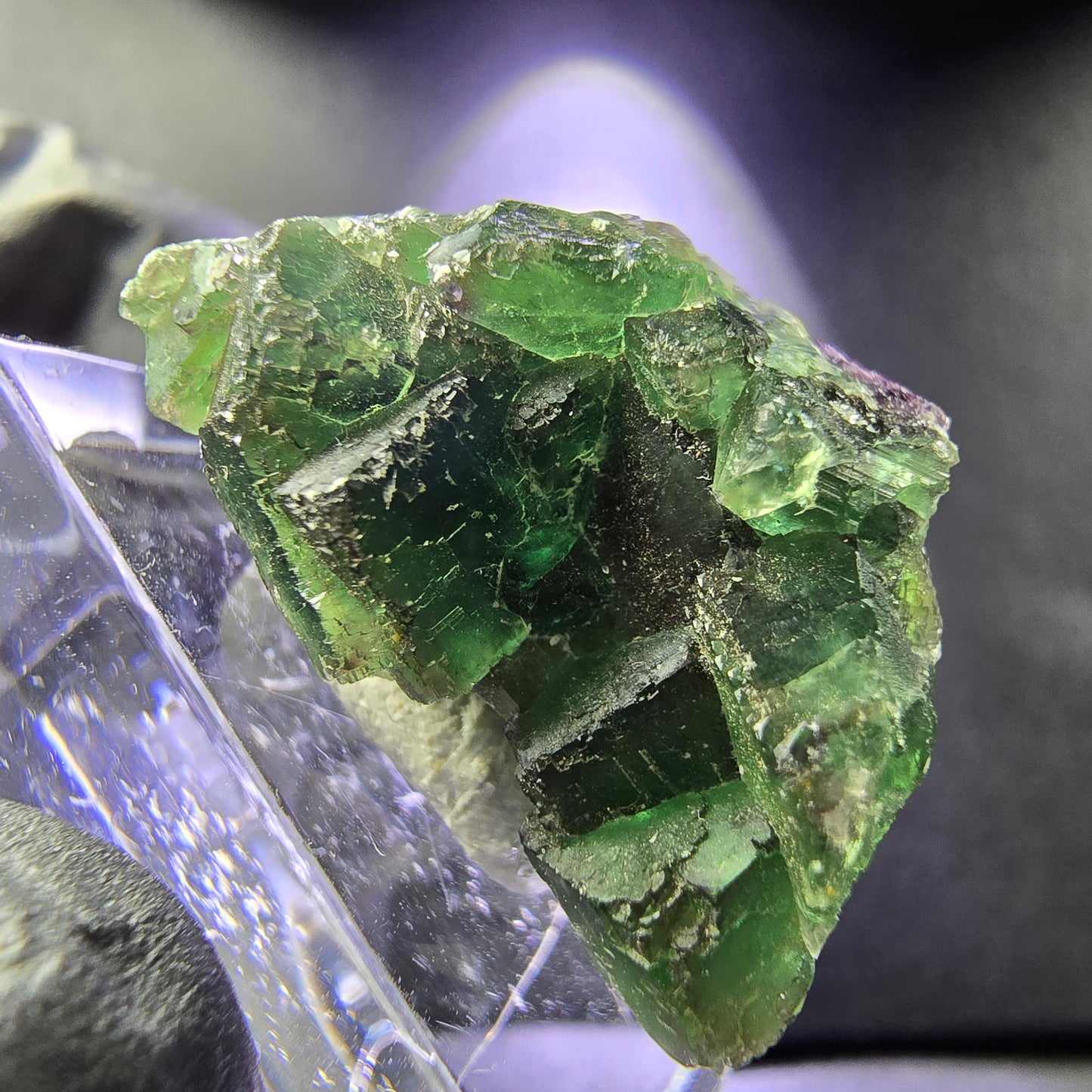 Seltene Fluorit Würfel Stufe grün lila 26*15*11mm Okorusu, Namibia Sammlung