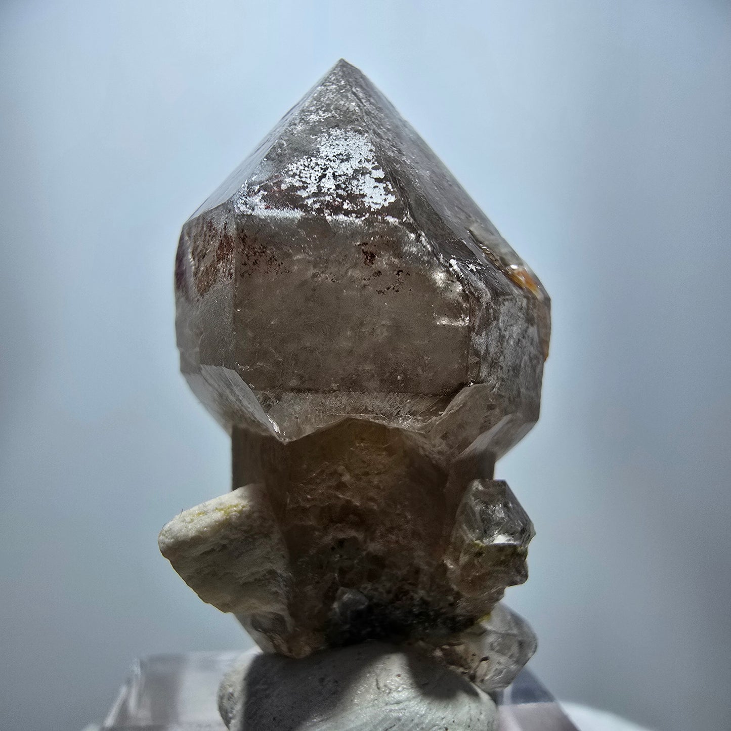 Seltenes Rauchquarz Zepter mit Hyalit Erongo, Namibia 39*22*21mm